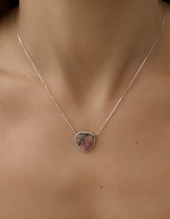 Подвеска Сердце с родонитом