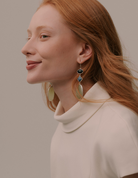 Серьги с кианитом, черным агатом и нефритом