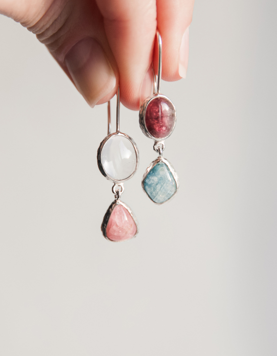 Серьги с гранатом, горным хрусталем, аквамарином и турмалином