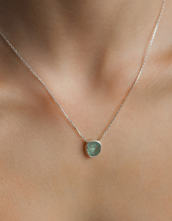 Подвеска с аквамарином