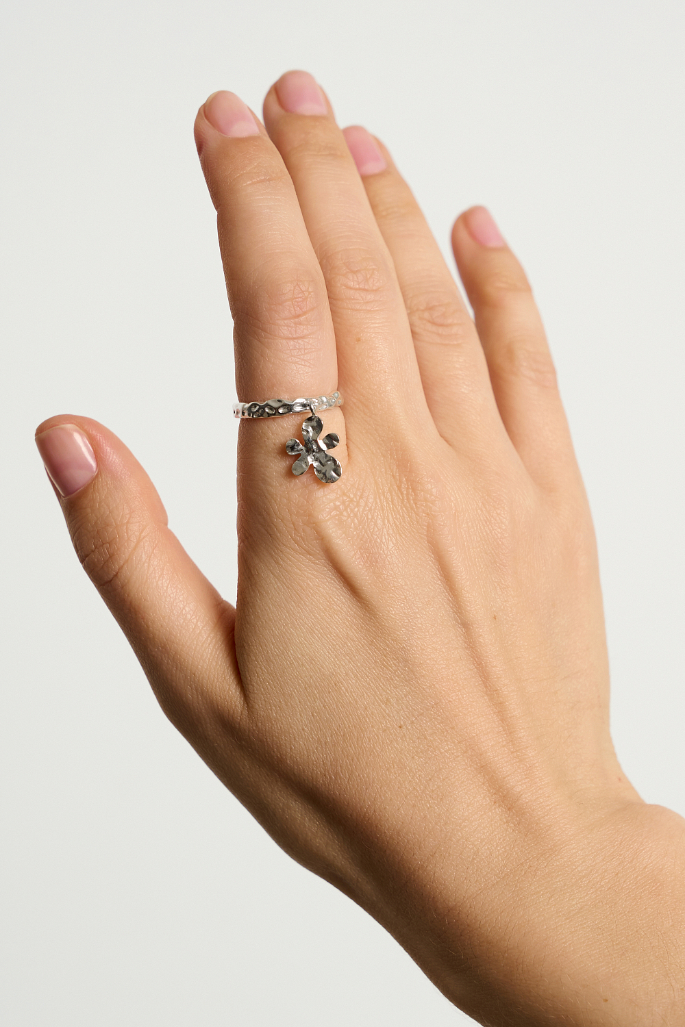 Кольцо с подвеской Флора