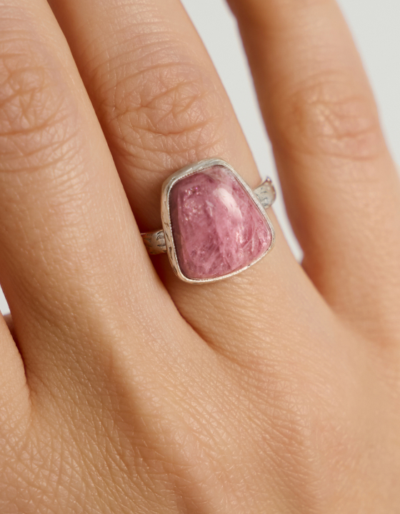 Кольцо с турмалином