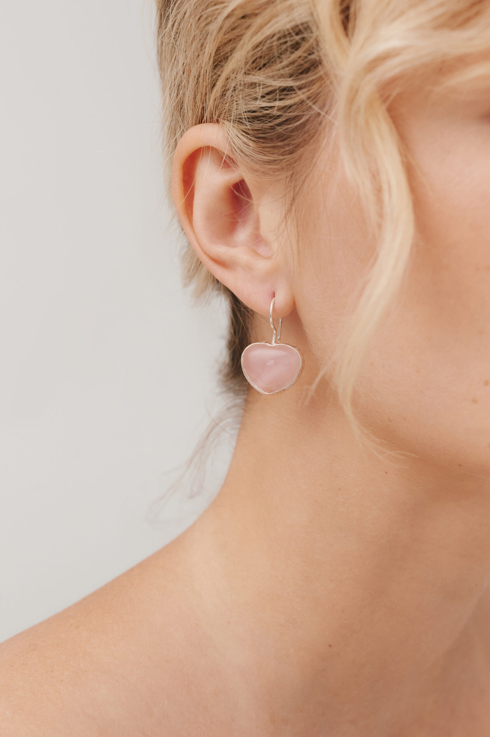 Серьги с розовым кварцем