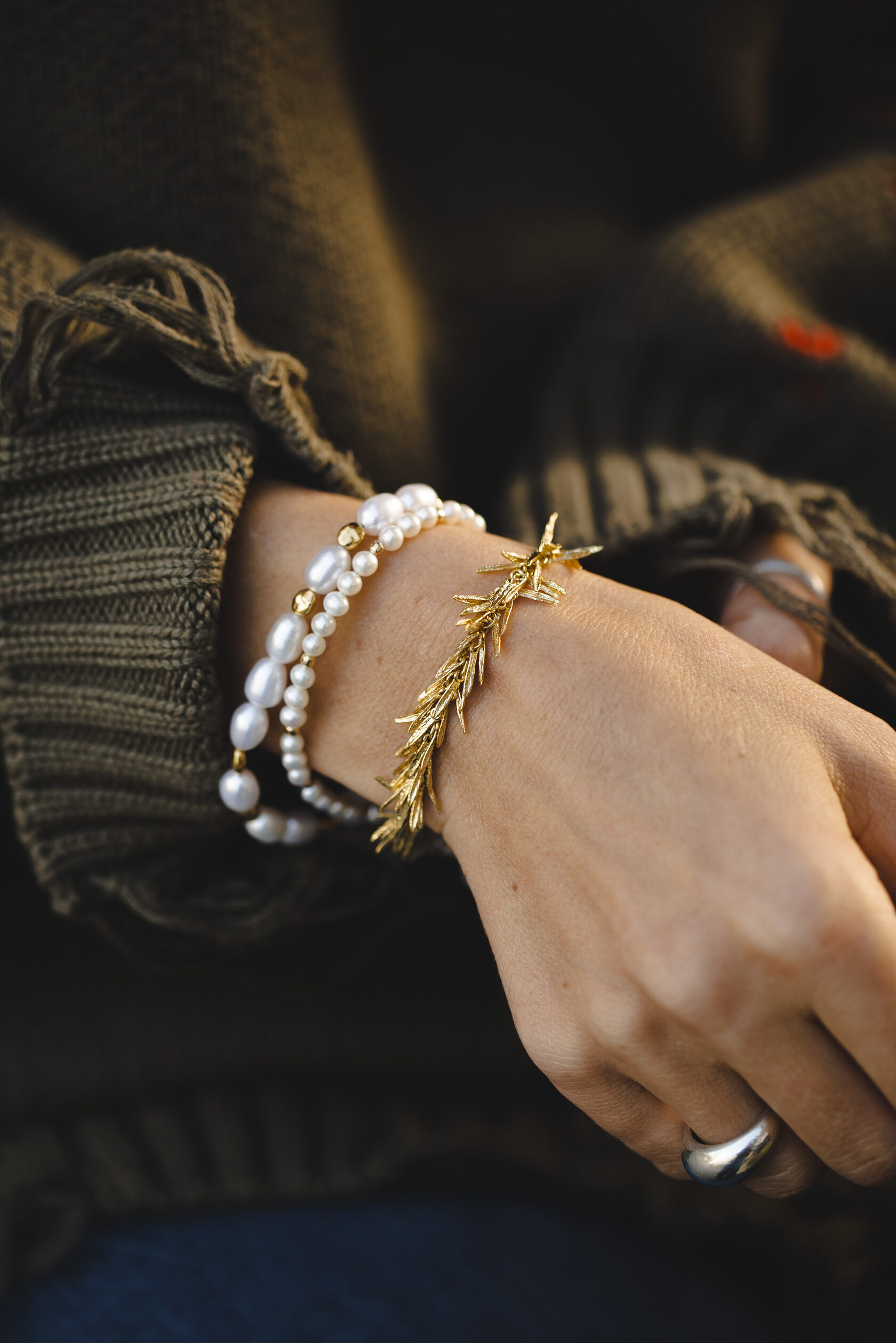 Браслет с крупным жемчугом Браслет с крупным жемчугом