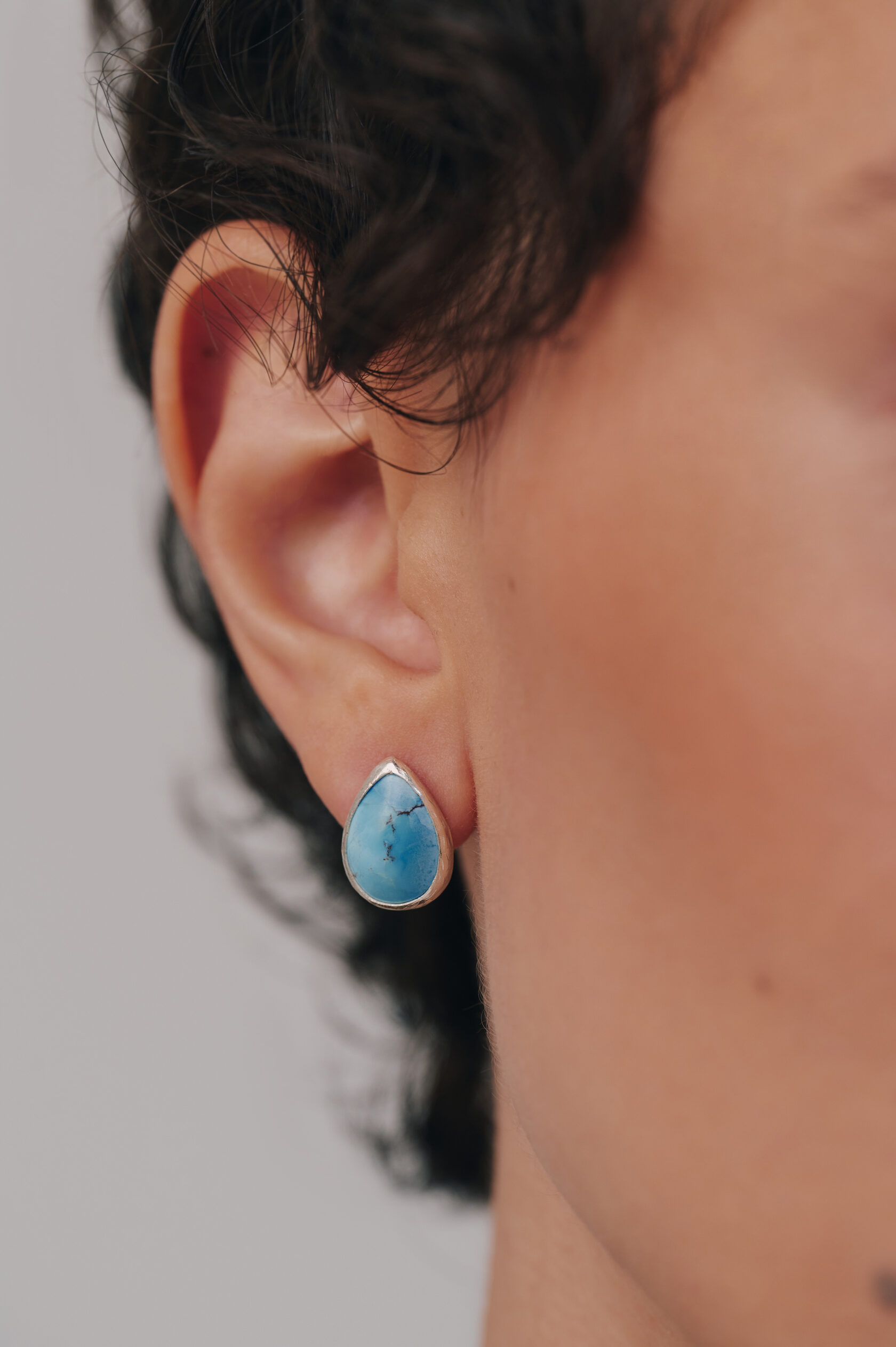 Серьги с каплей бирюзы