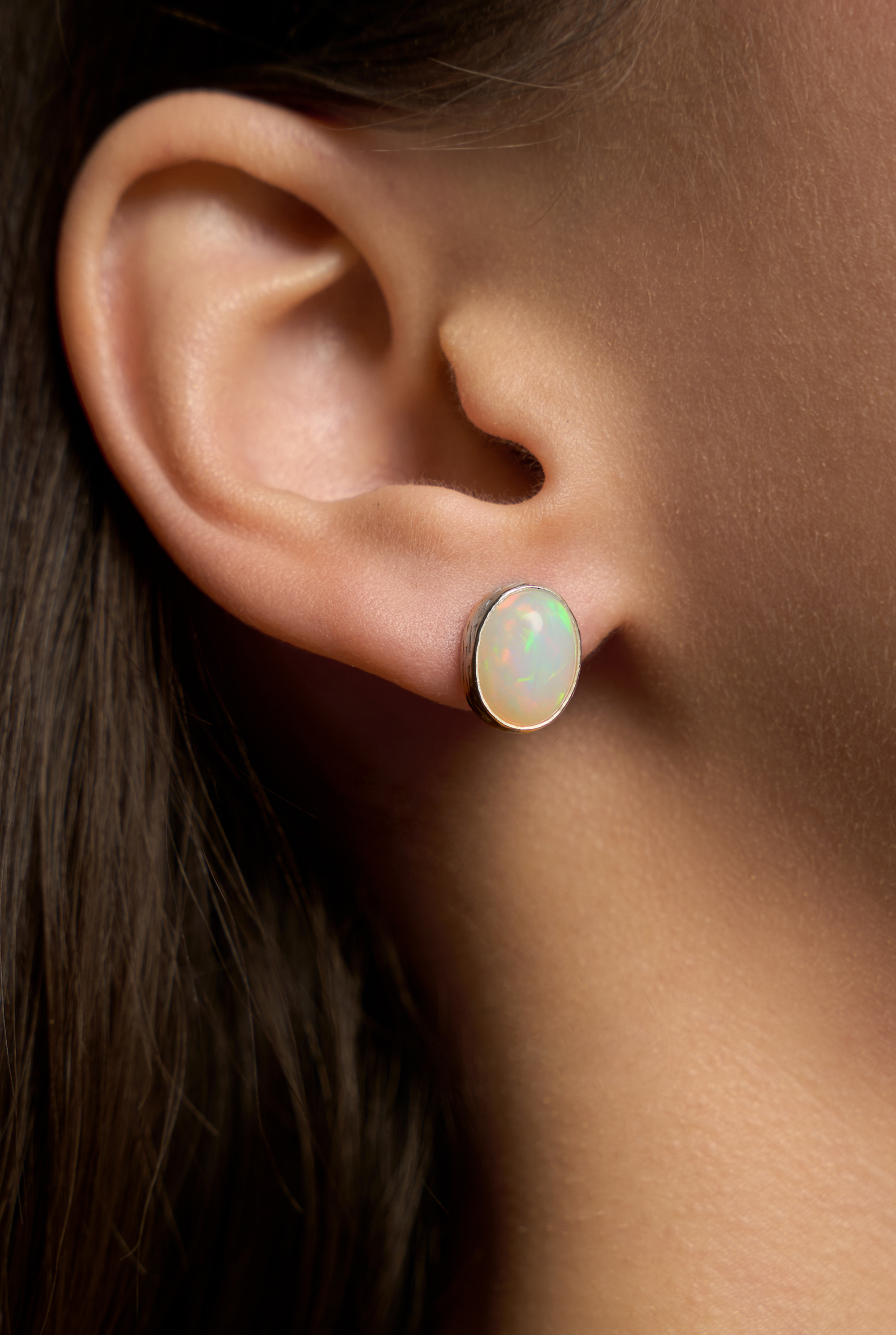 Пусеты с эфиопским опалом