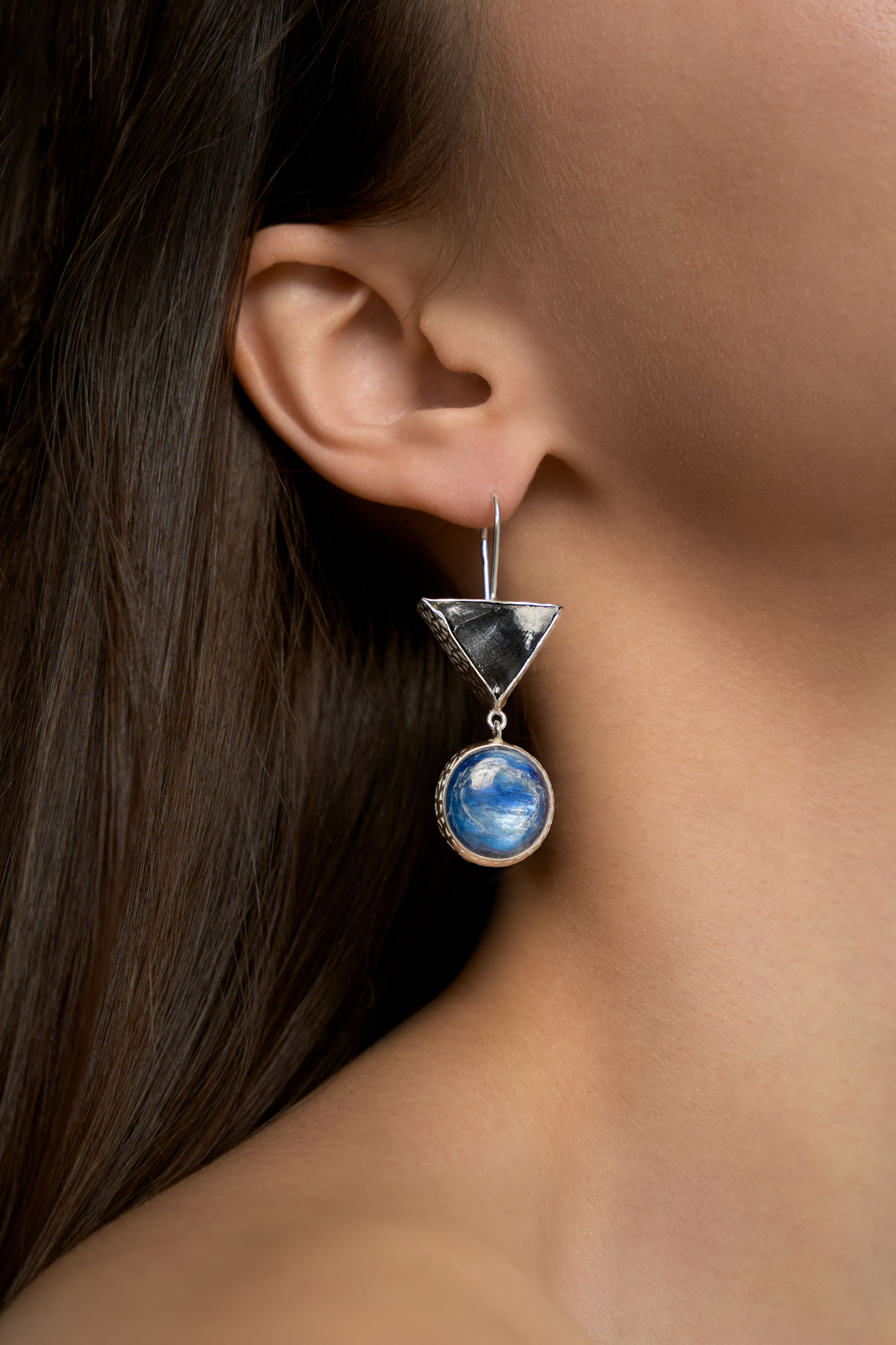 Серьги со шпинелью и кианитом