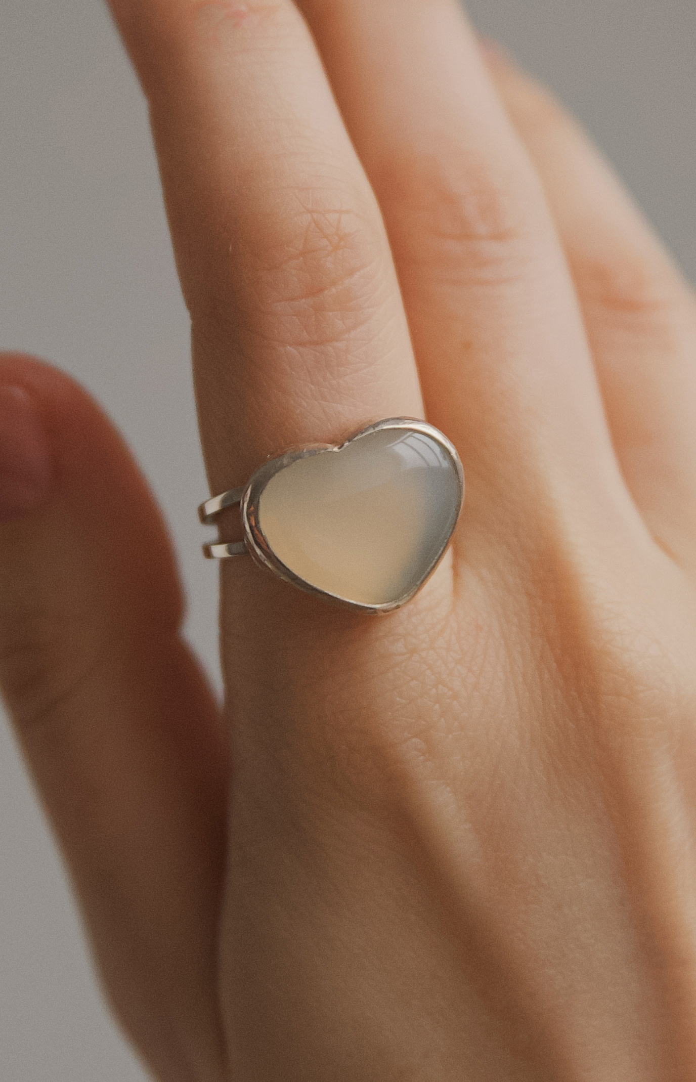 Кольцо Сердце с агатом
