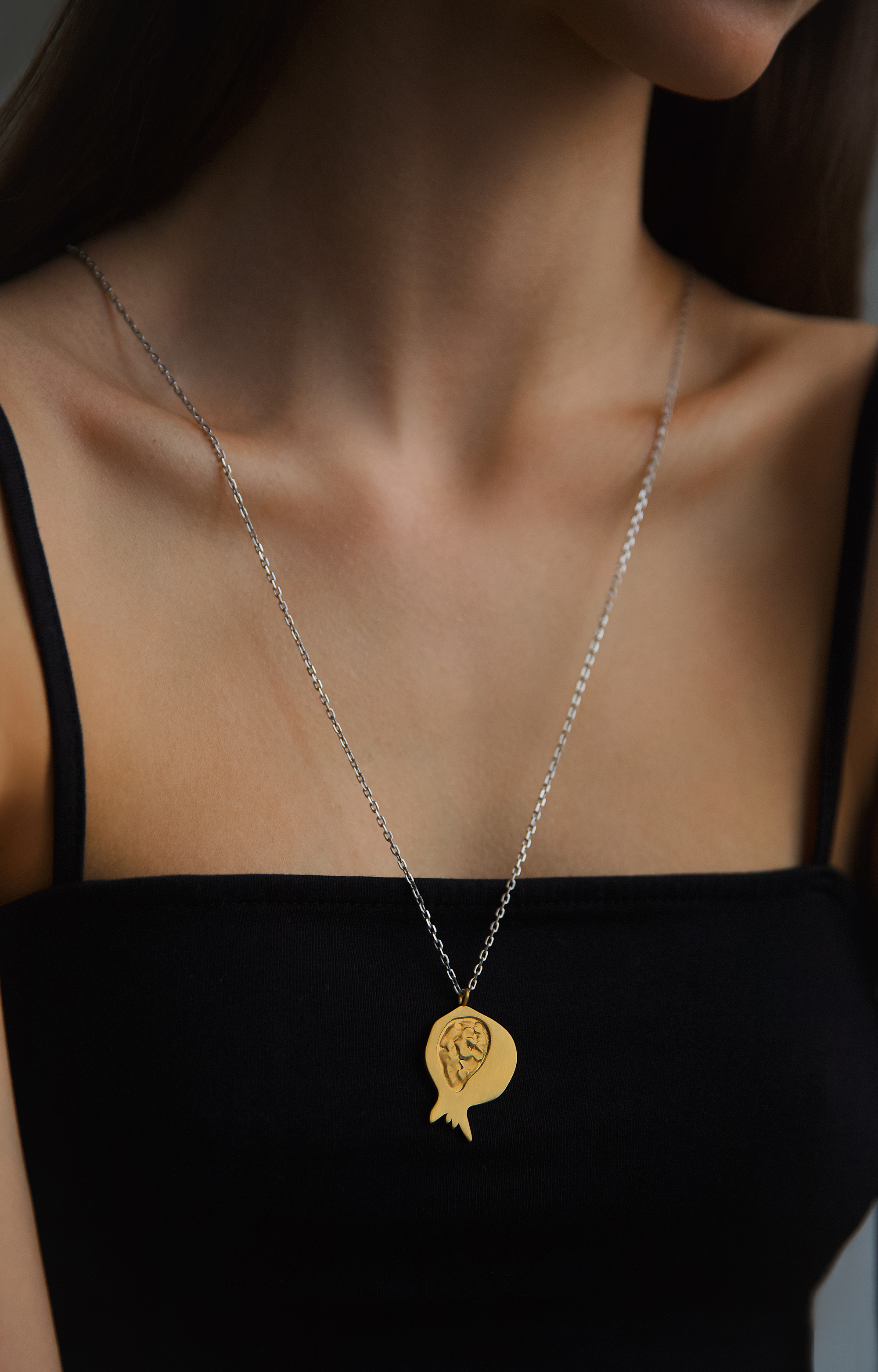 Медальон Гранат