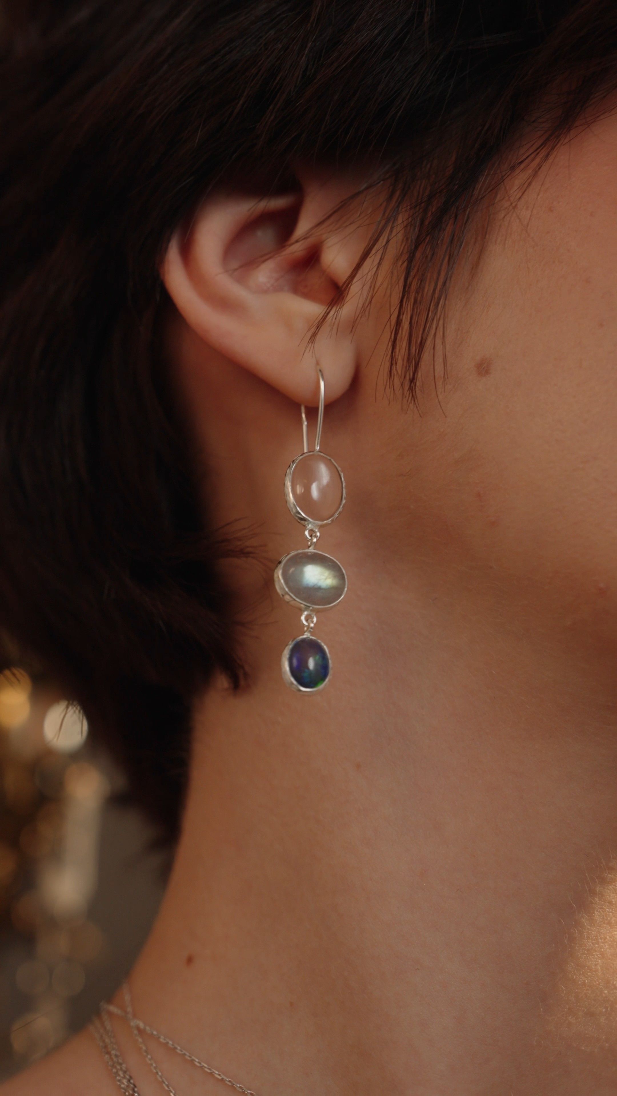 Серьги с горным хрусталем, лабрадоритом и эфиопским опалом