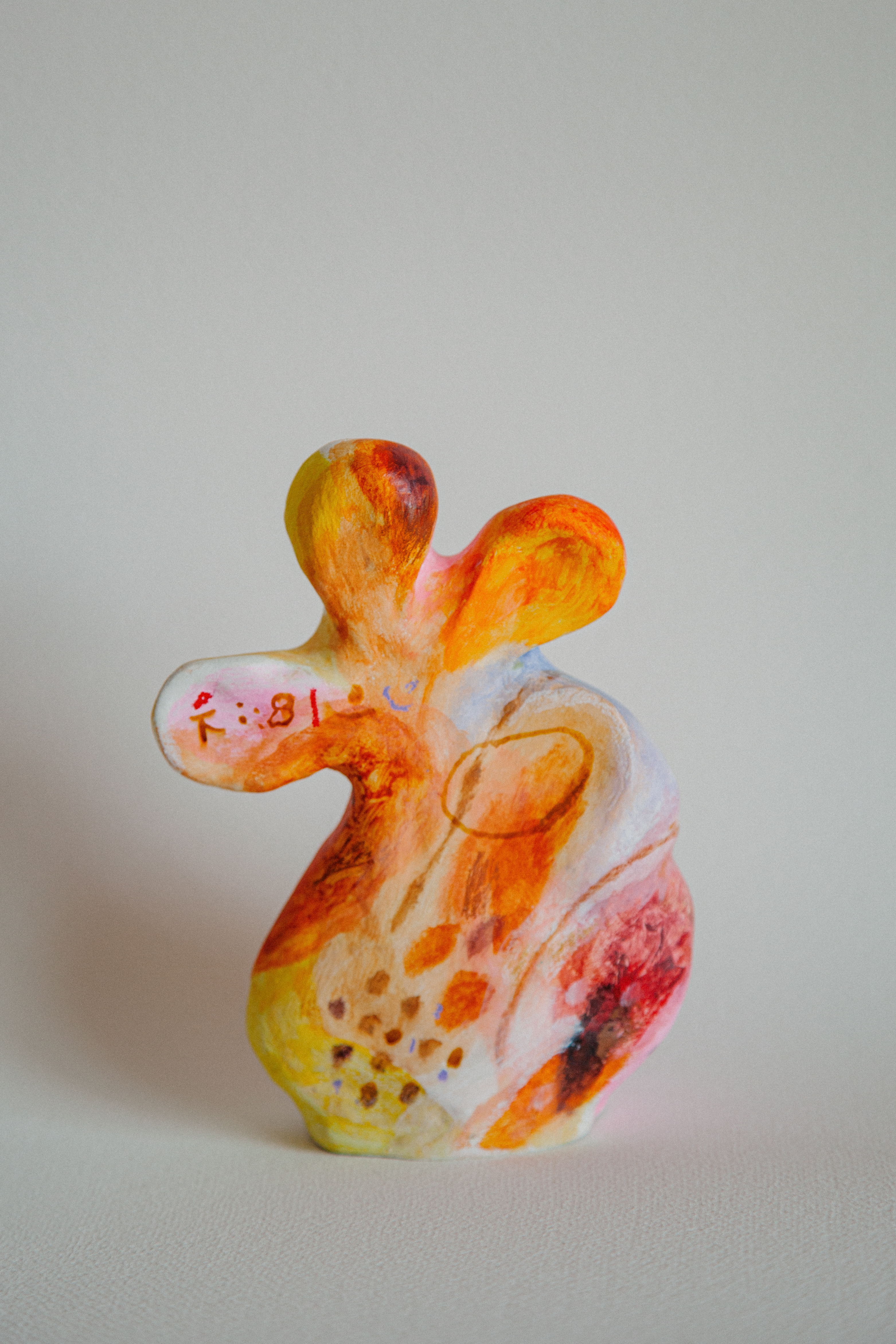 Скульптура Love