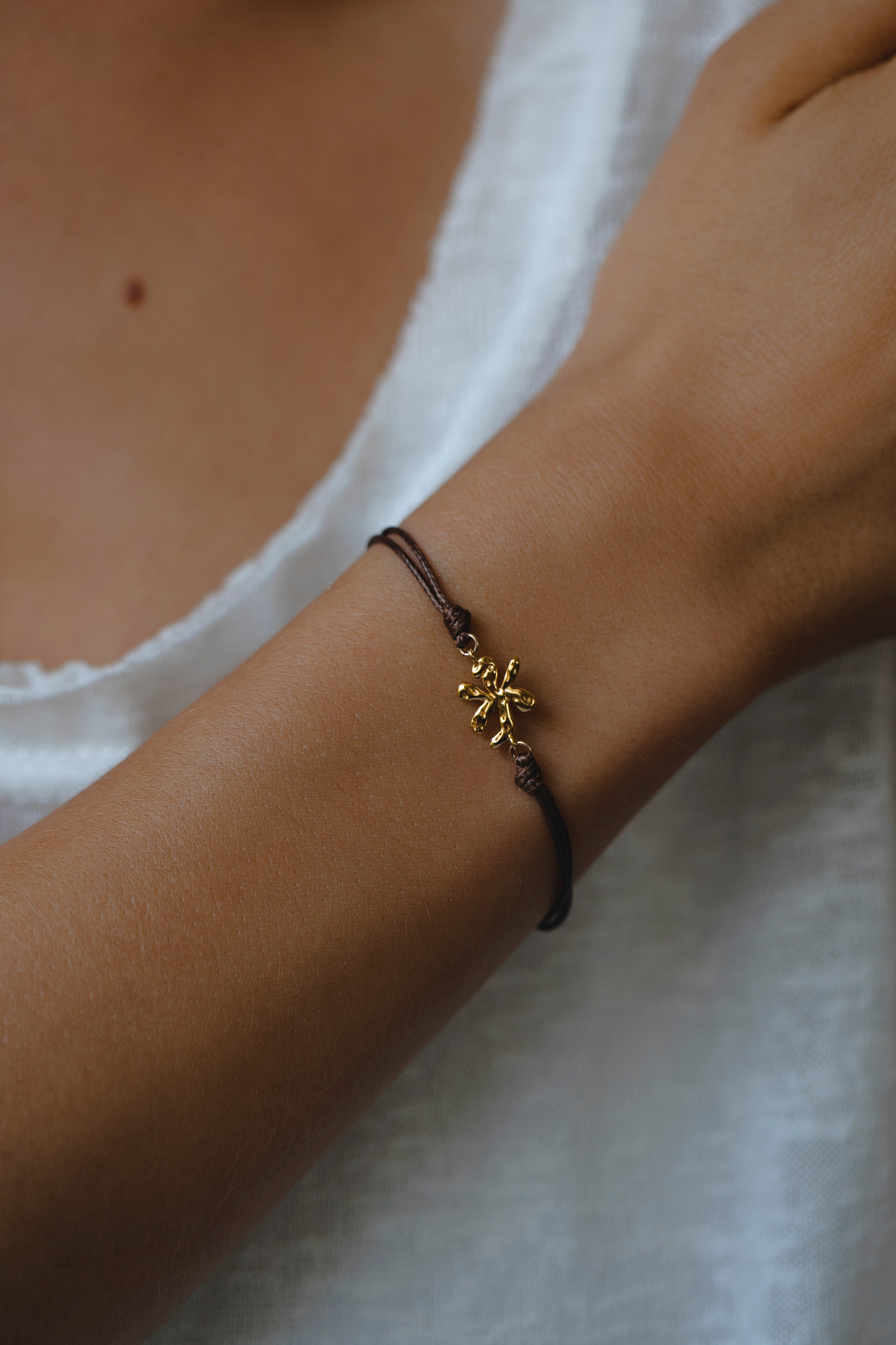 Браслет на нити Nature Браслет на нити Nature