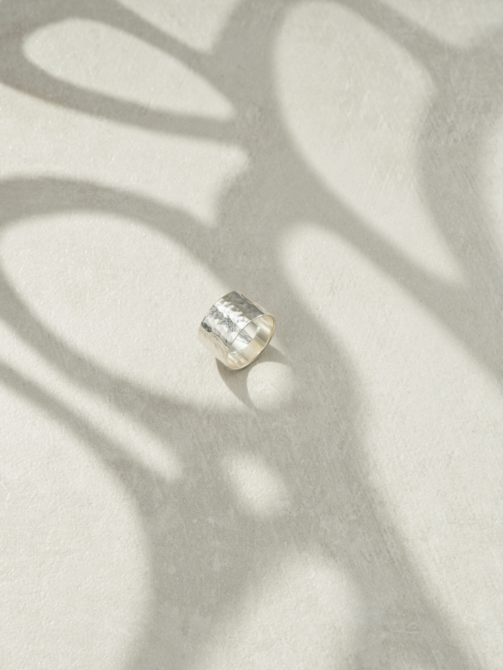 Кольцо широкое