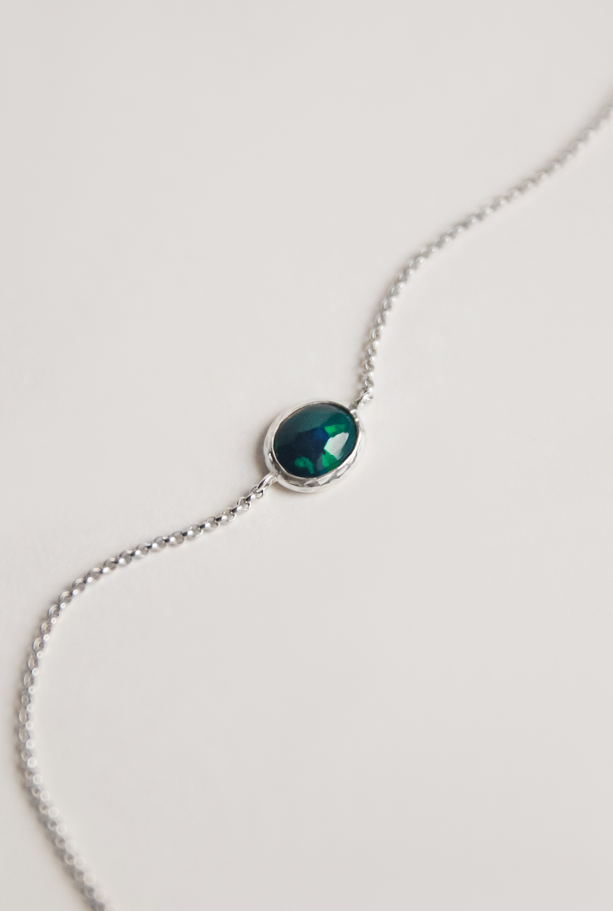 Браслет с эфиопским опалом