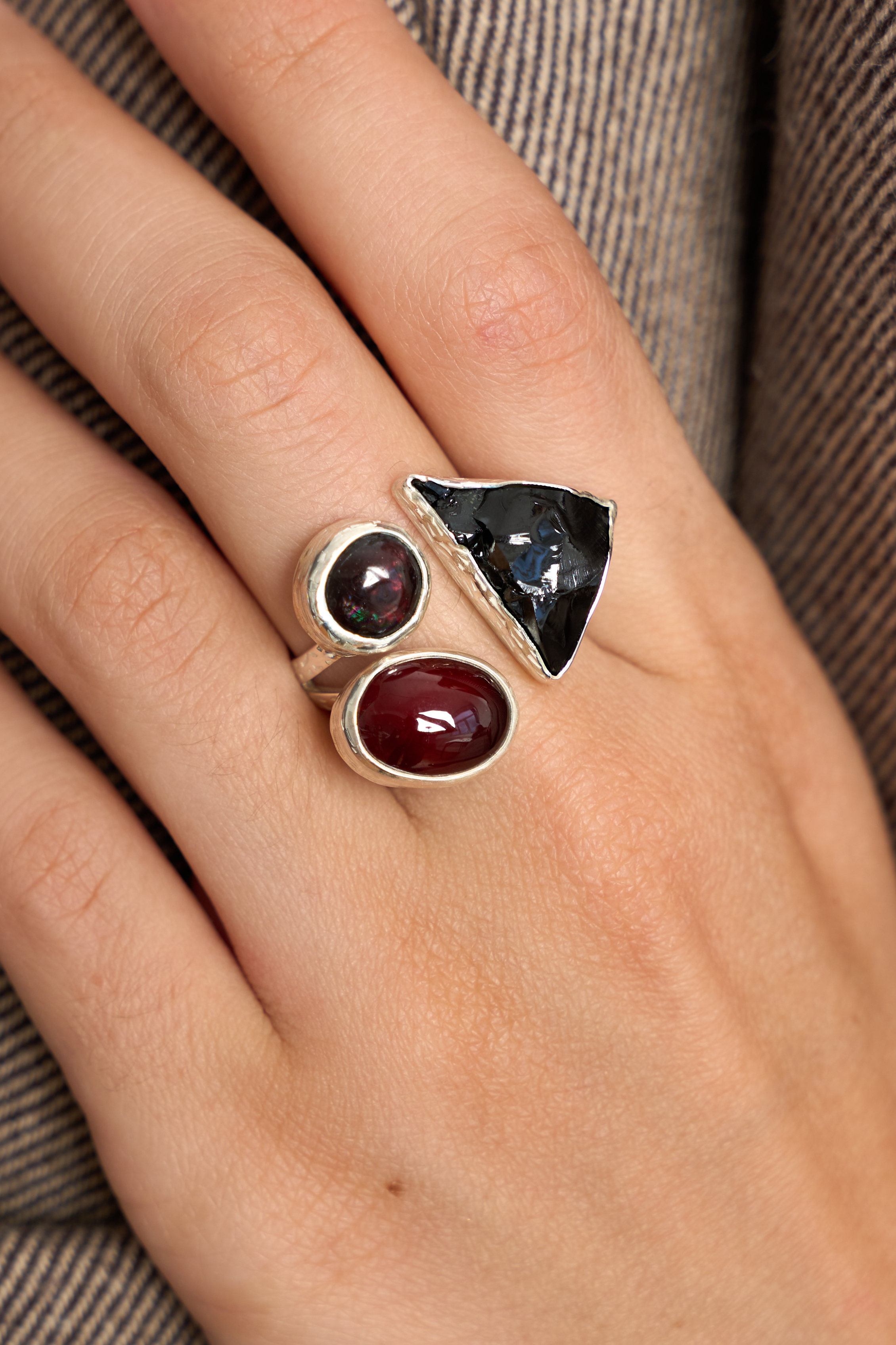 Кольцо со шпинелью, турмалином и гранатом