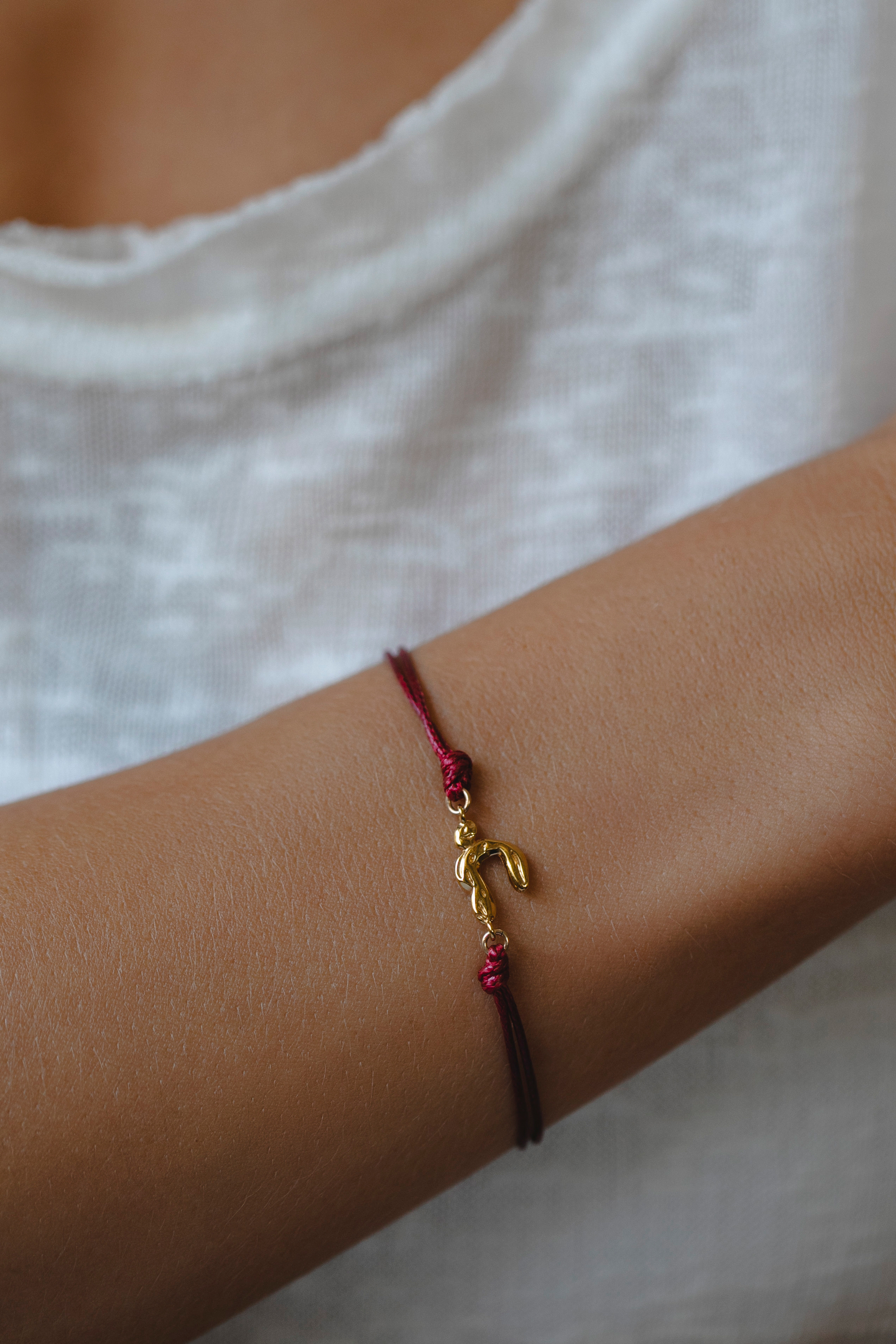 Браслет на нити Power