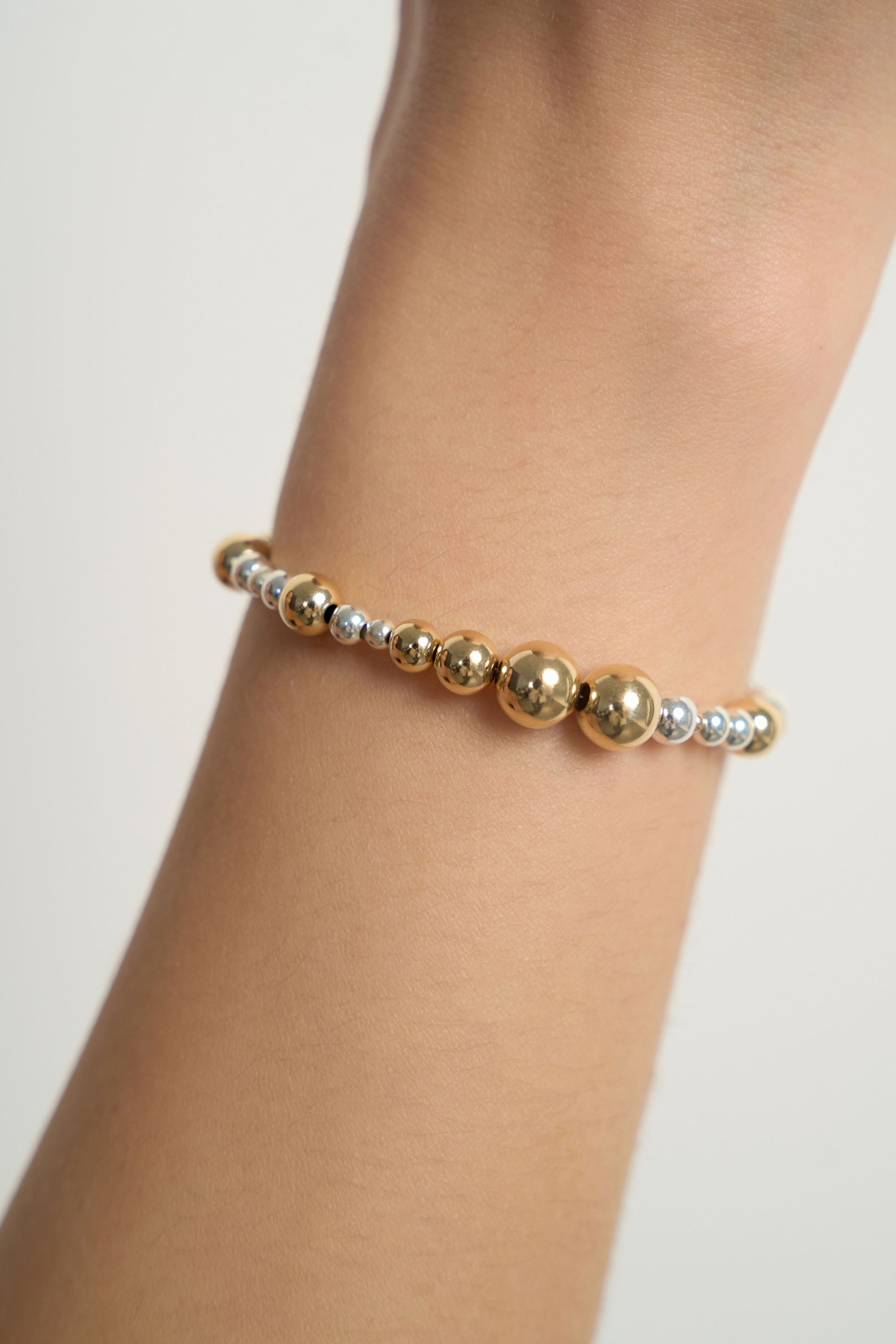 Браслет Баблс с разными большими бусинами