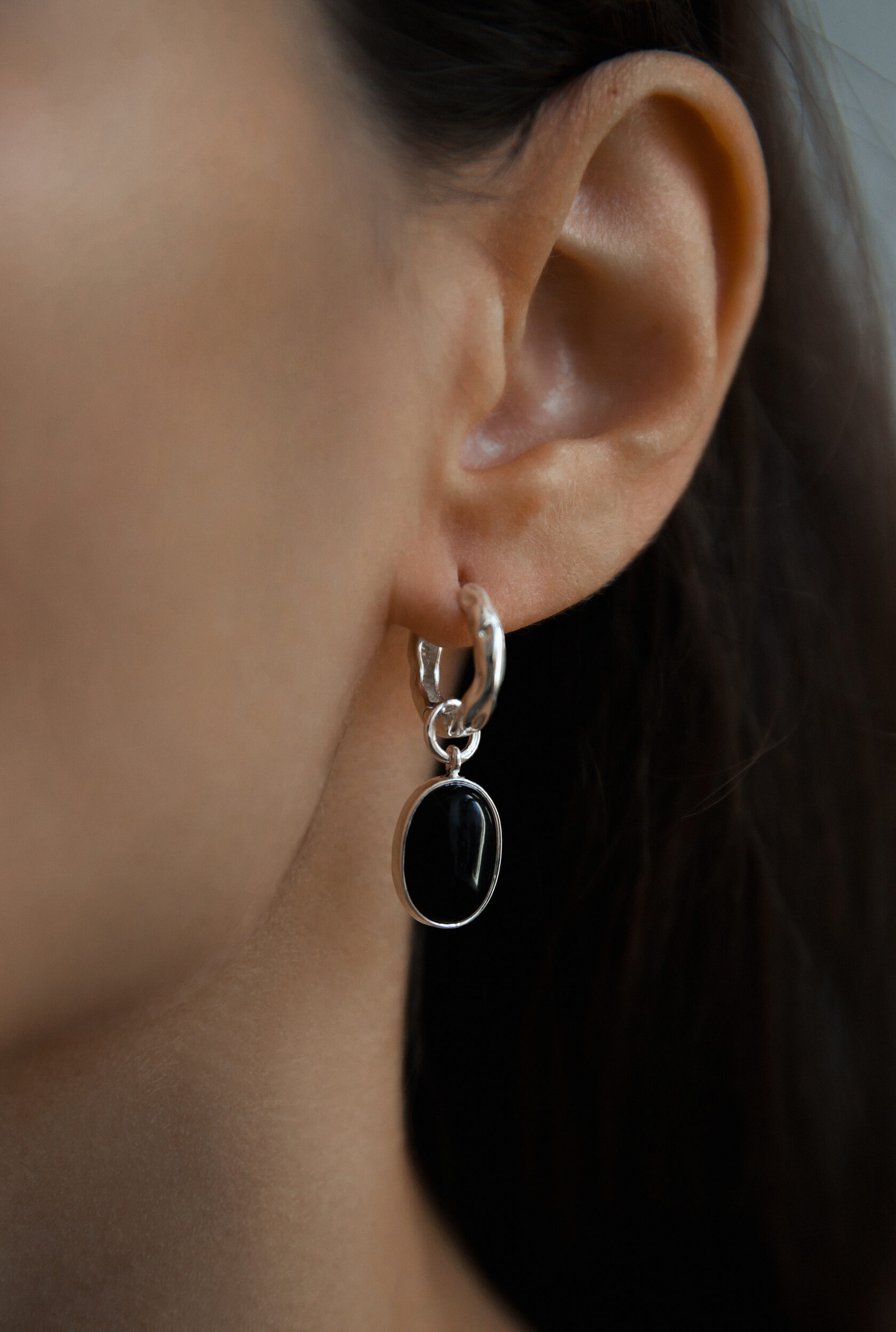 Джемс с черным агатом