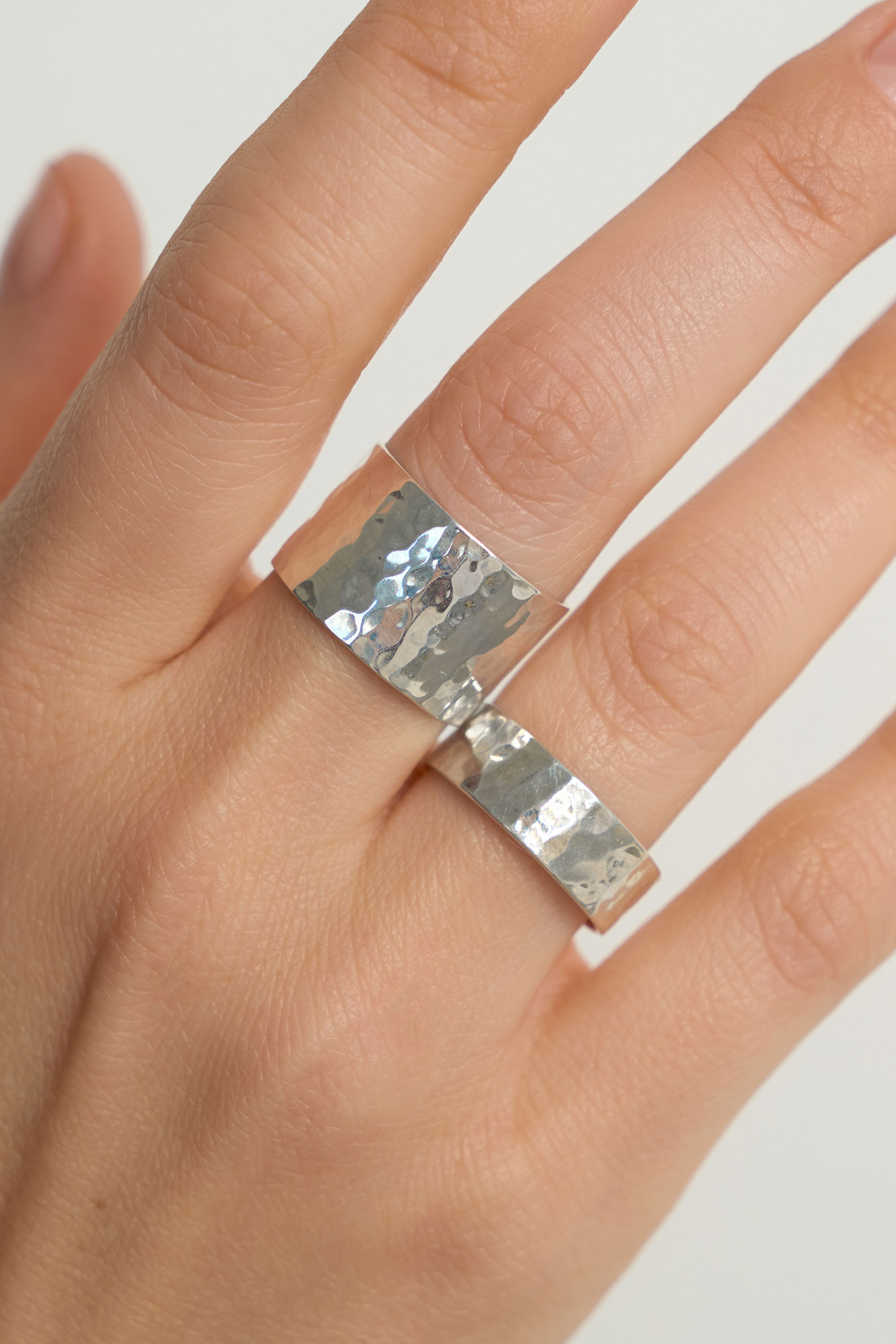 Кольцо широкое