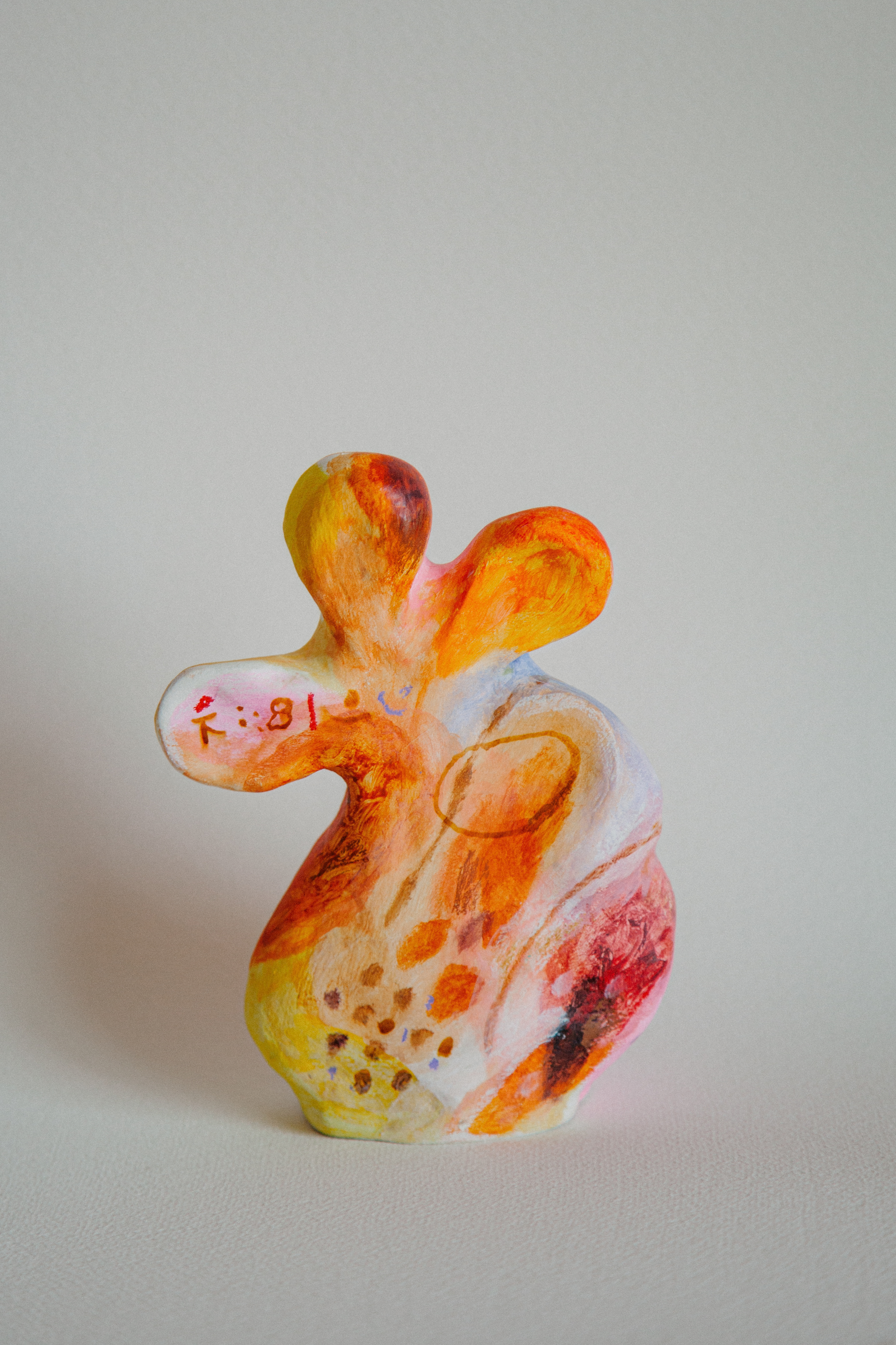 Скульптура Love