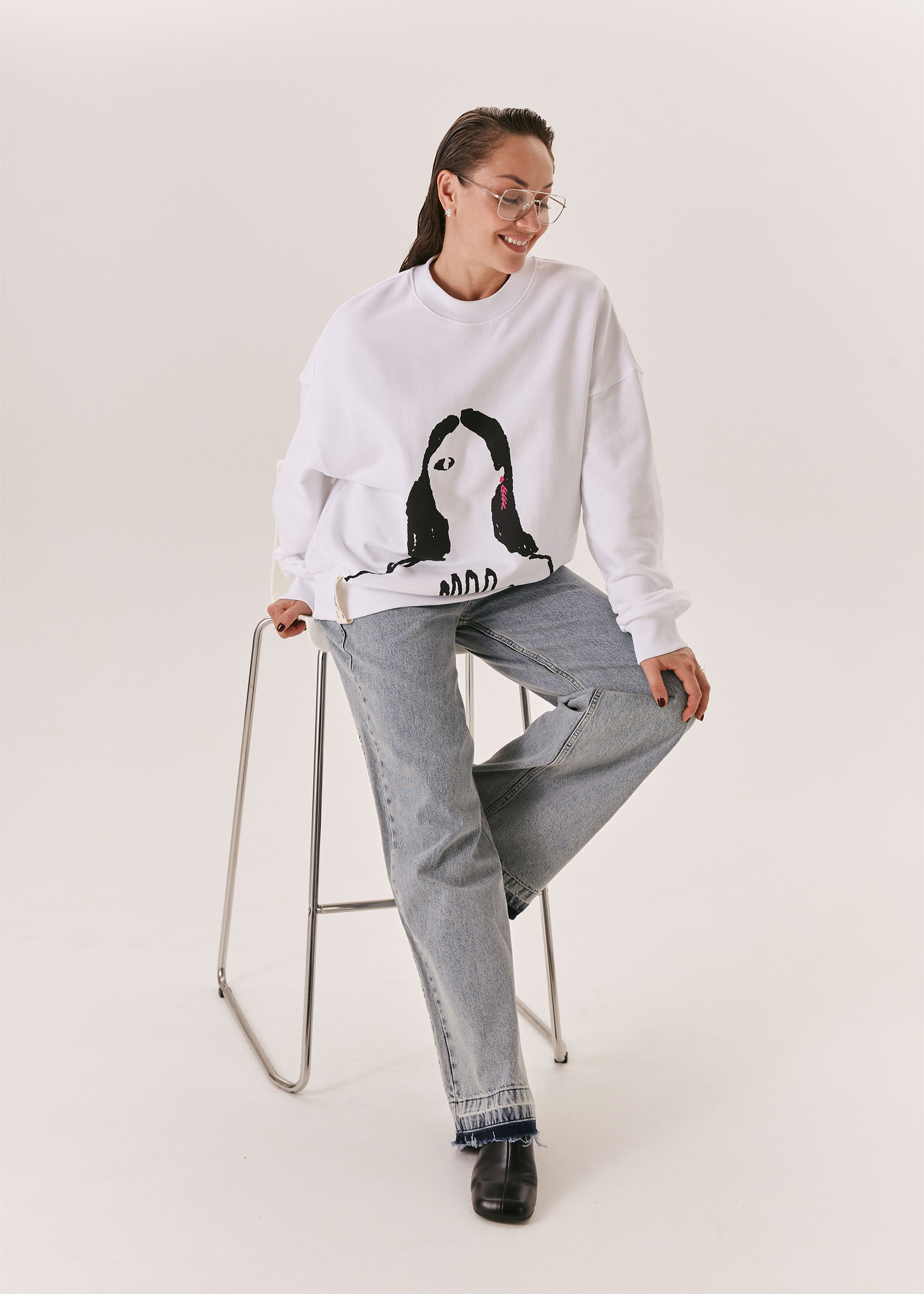 Свитшот EVE&ESTHER x LIBERMAN белый