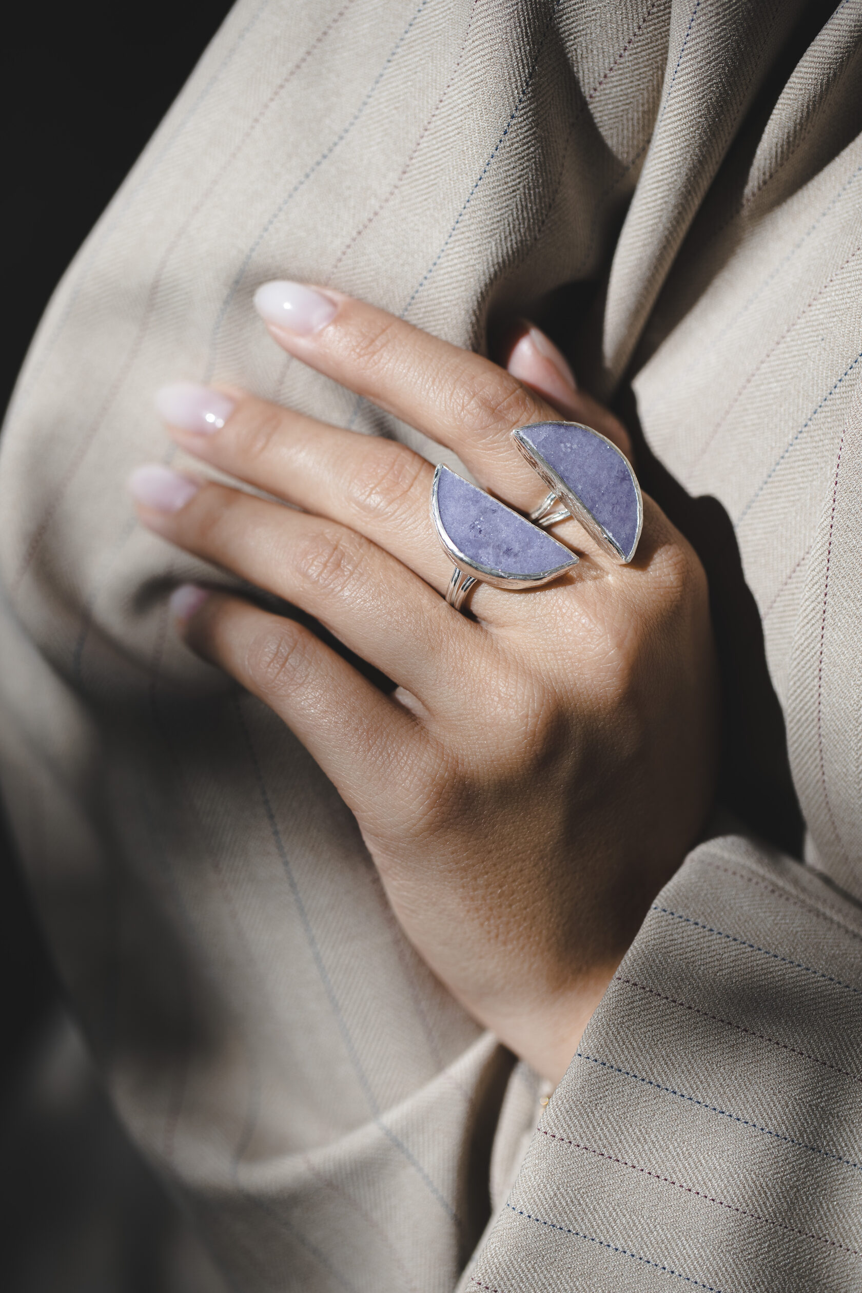 Кольцо с лепидолитом