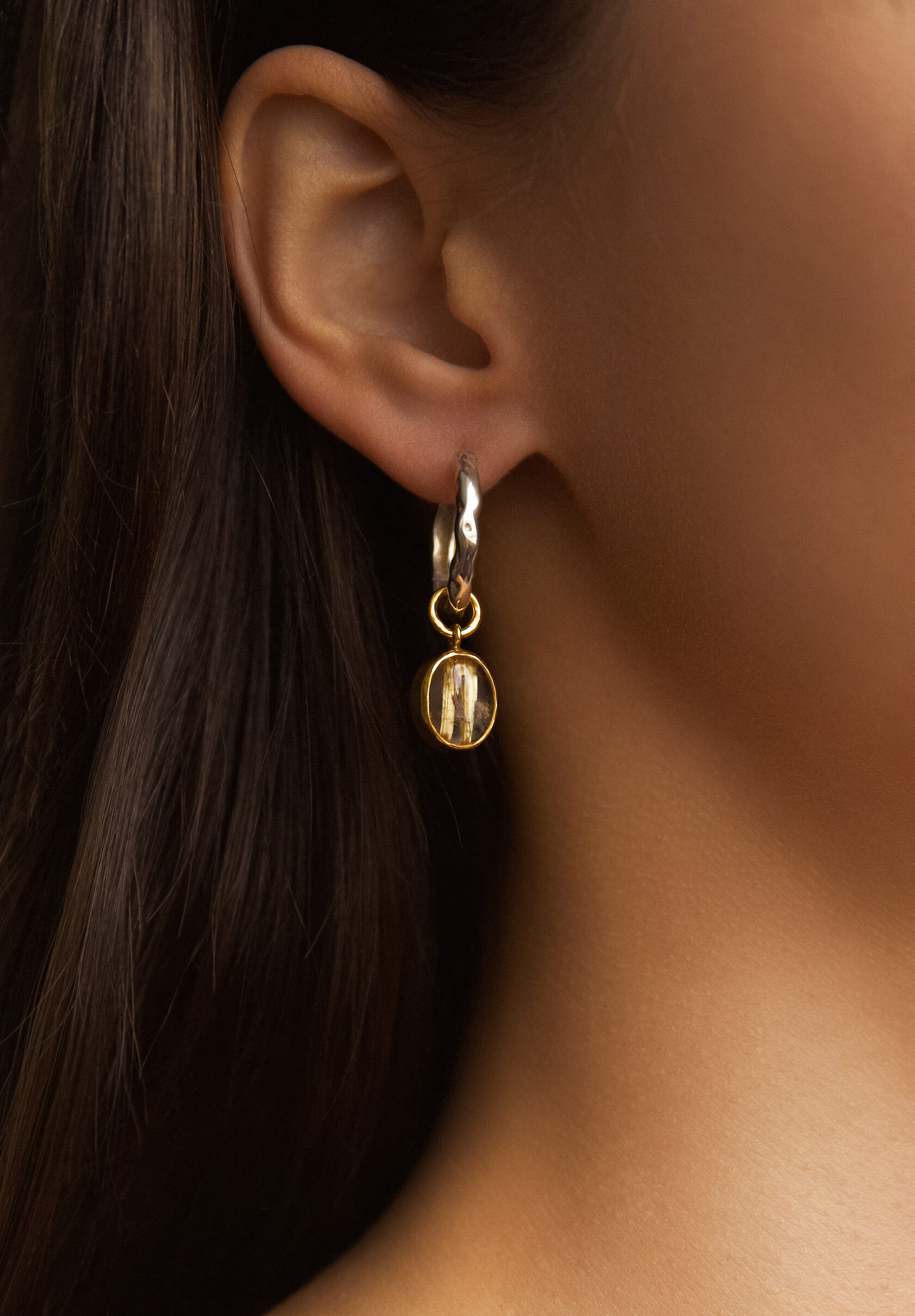 Джемс с рутиловым кварцем