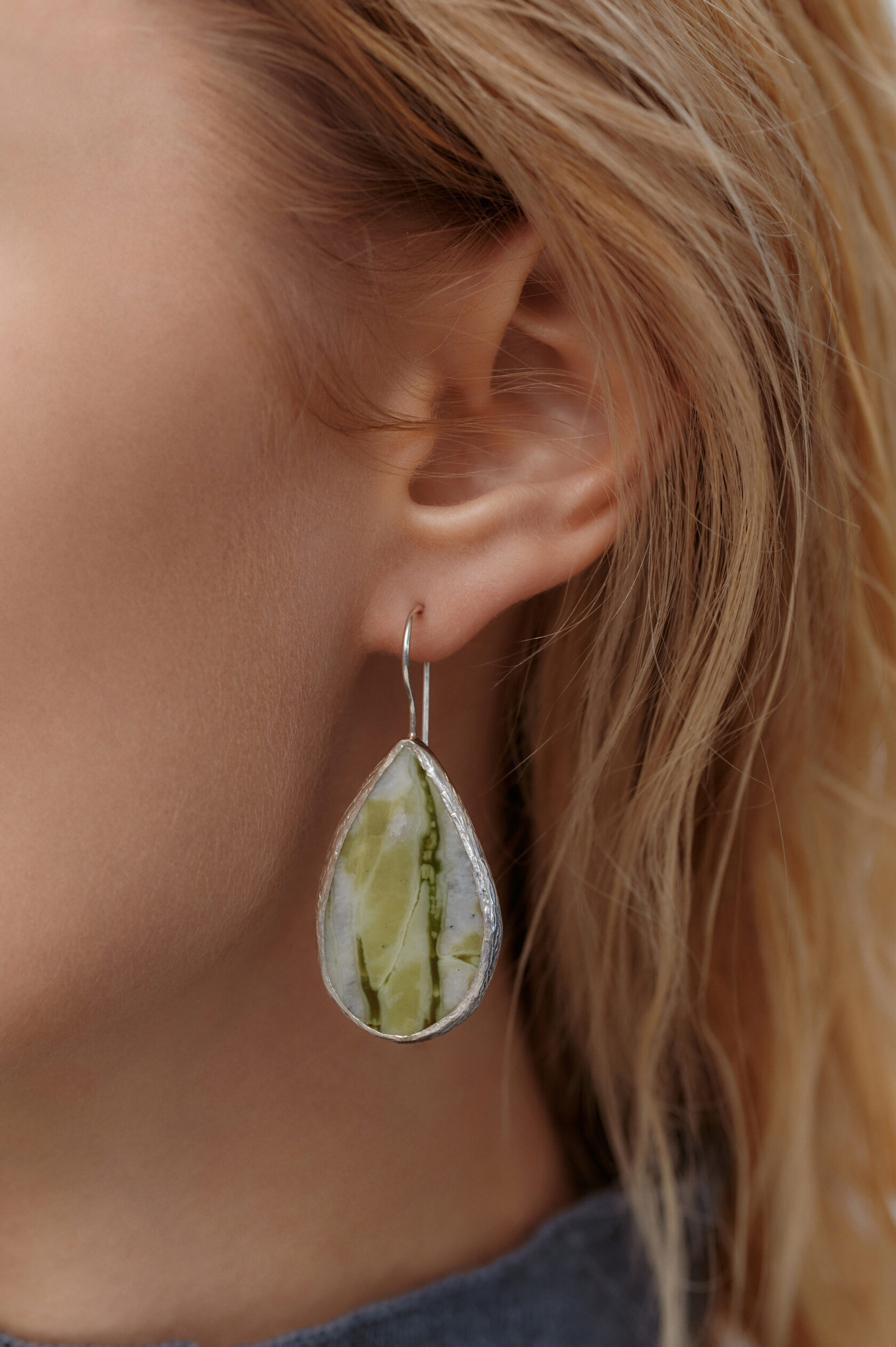 Серьги с офитом