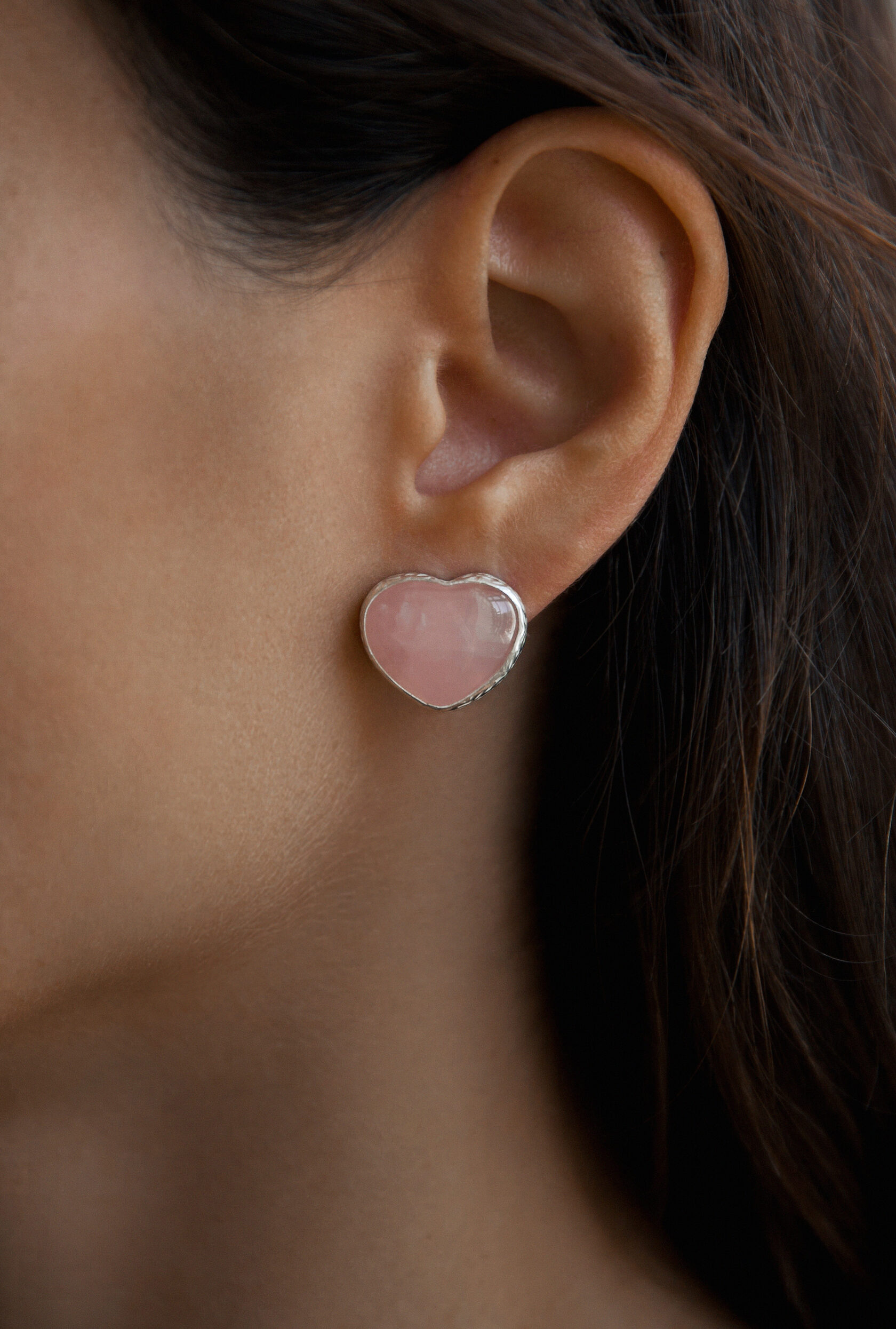 Пусеты с розовым кварцем