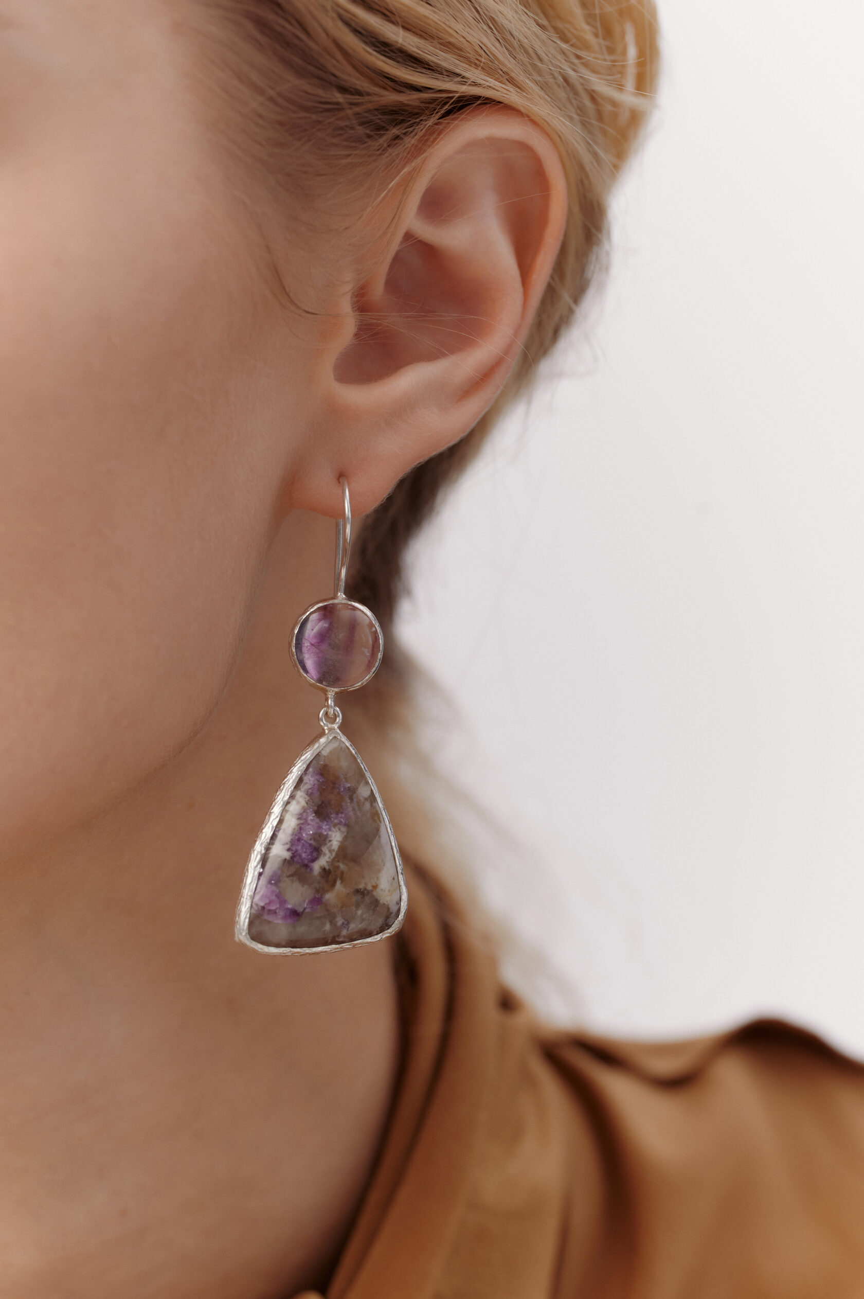 Серьги с флюоритом и лепидолитом