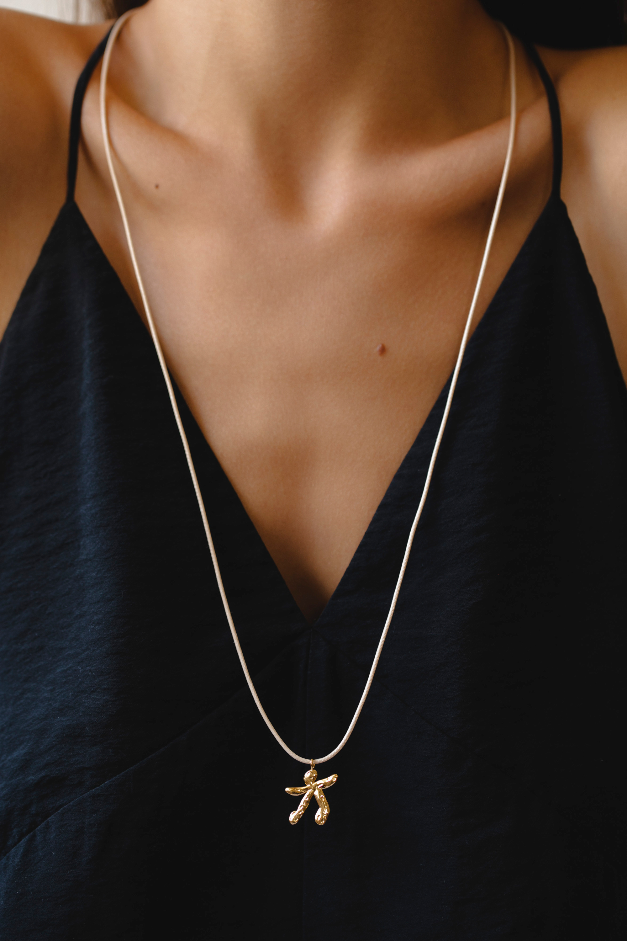 Подвеска на шнуре "Я"