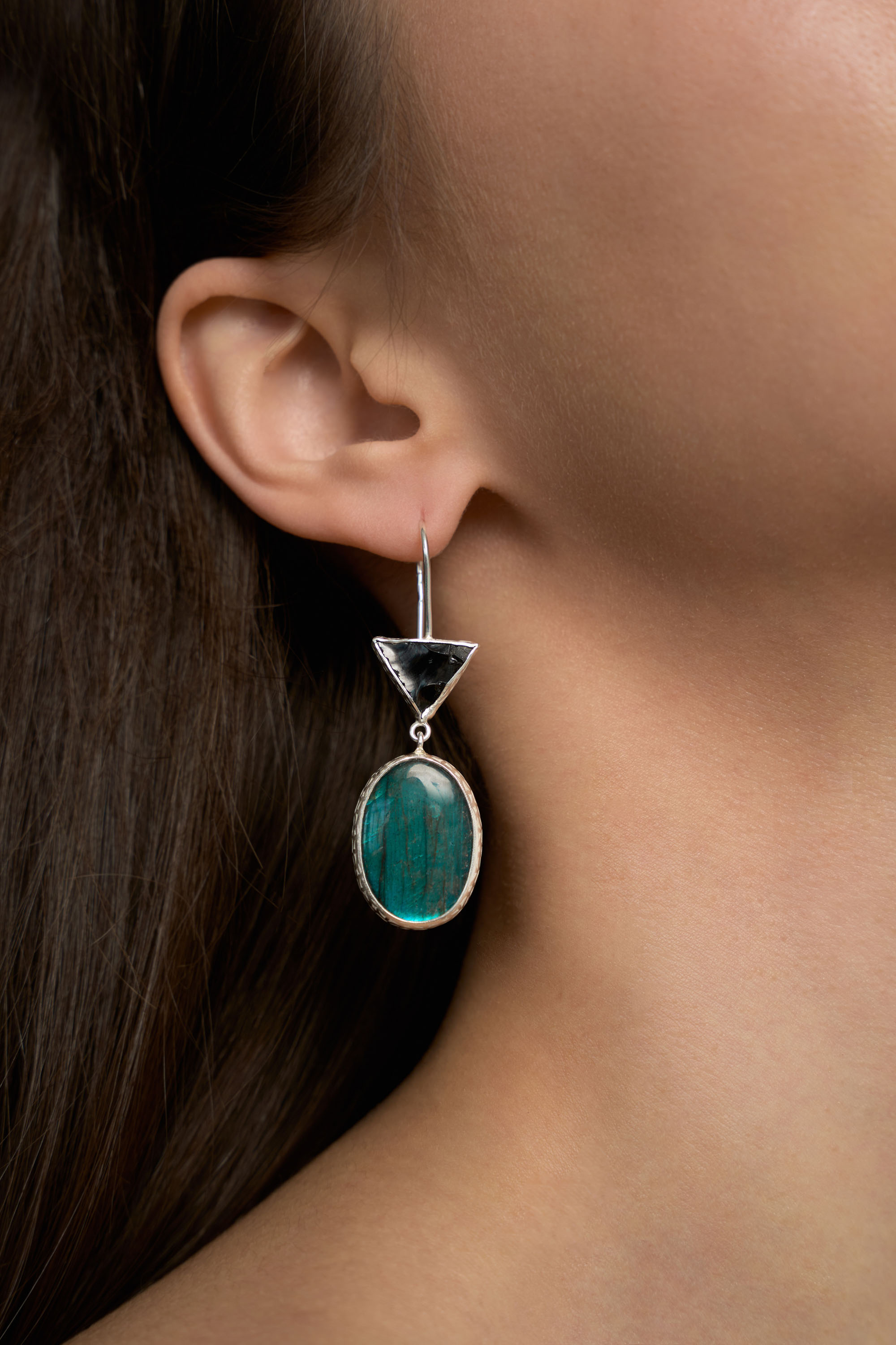 Серьги со шпинелью и спектролитом