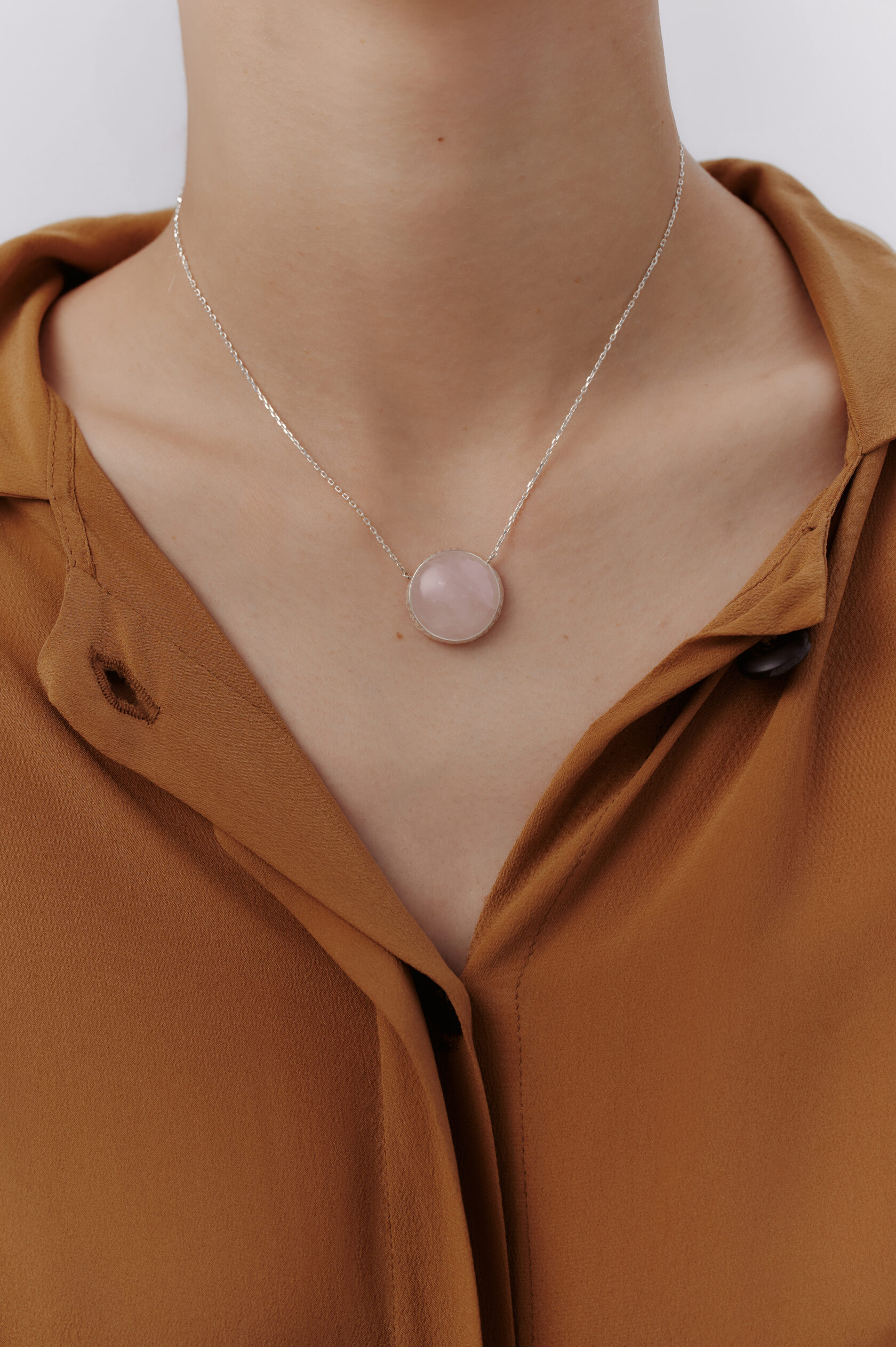 Подвеска с розовым кварцем