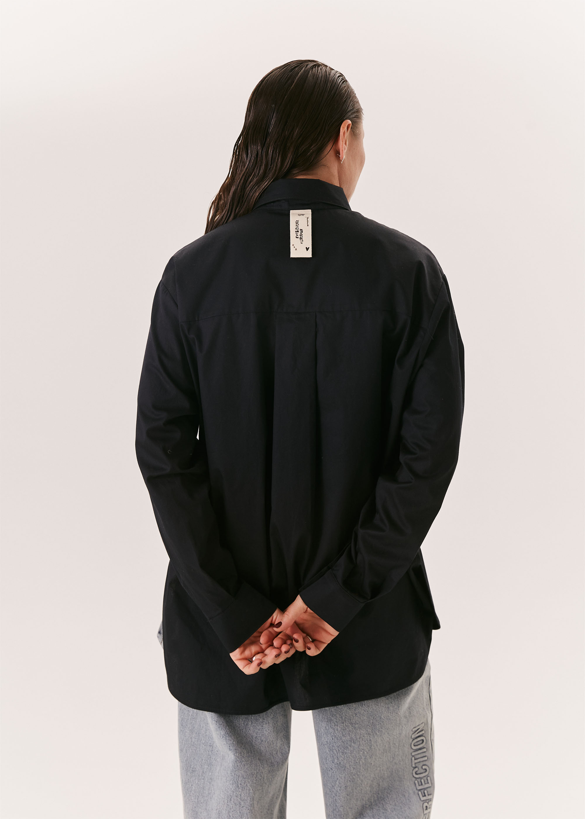 Рубашка EVE&ESTHER x LIBERMAN черная