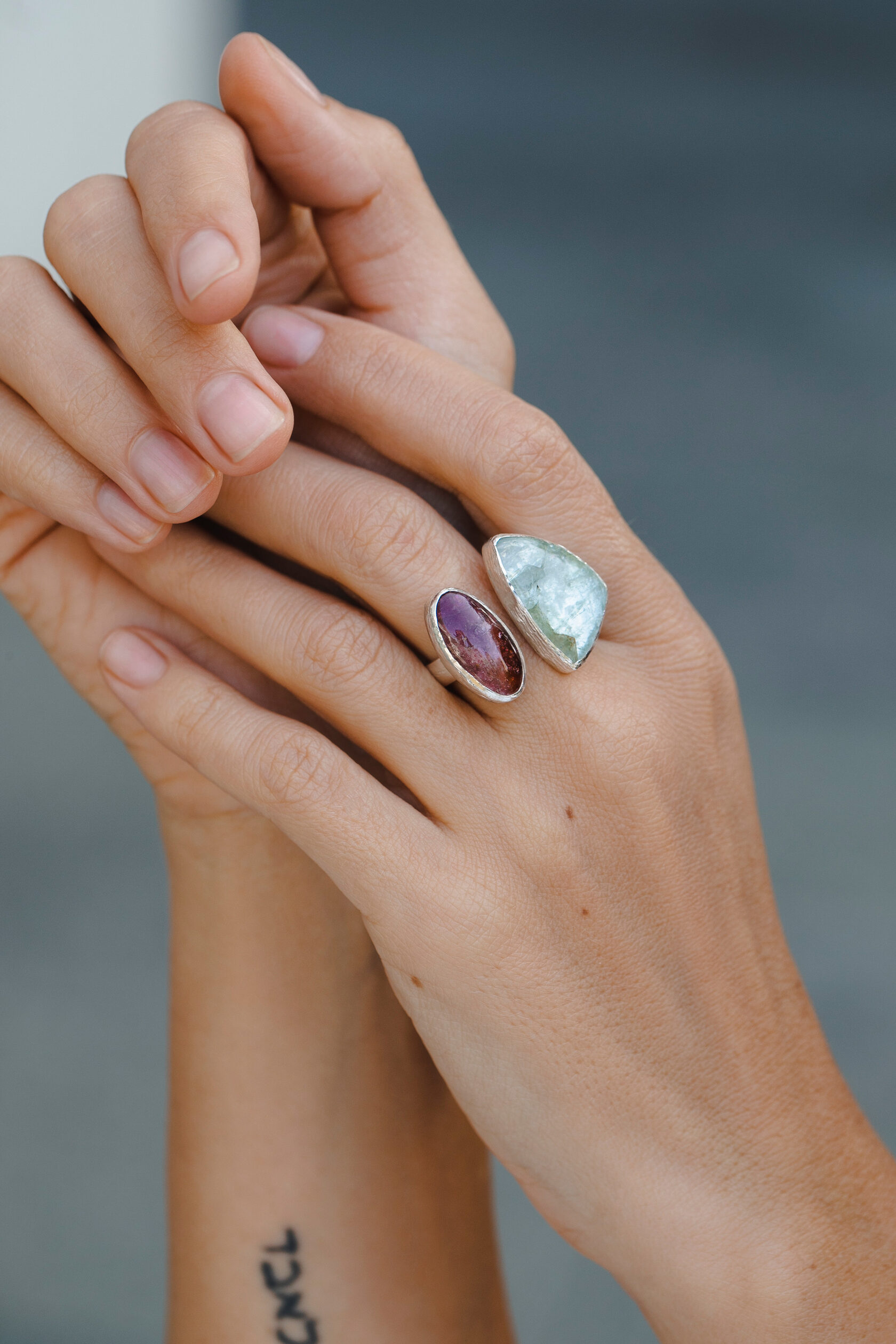 Кольцо с турмалином и аквамарином