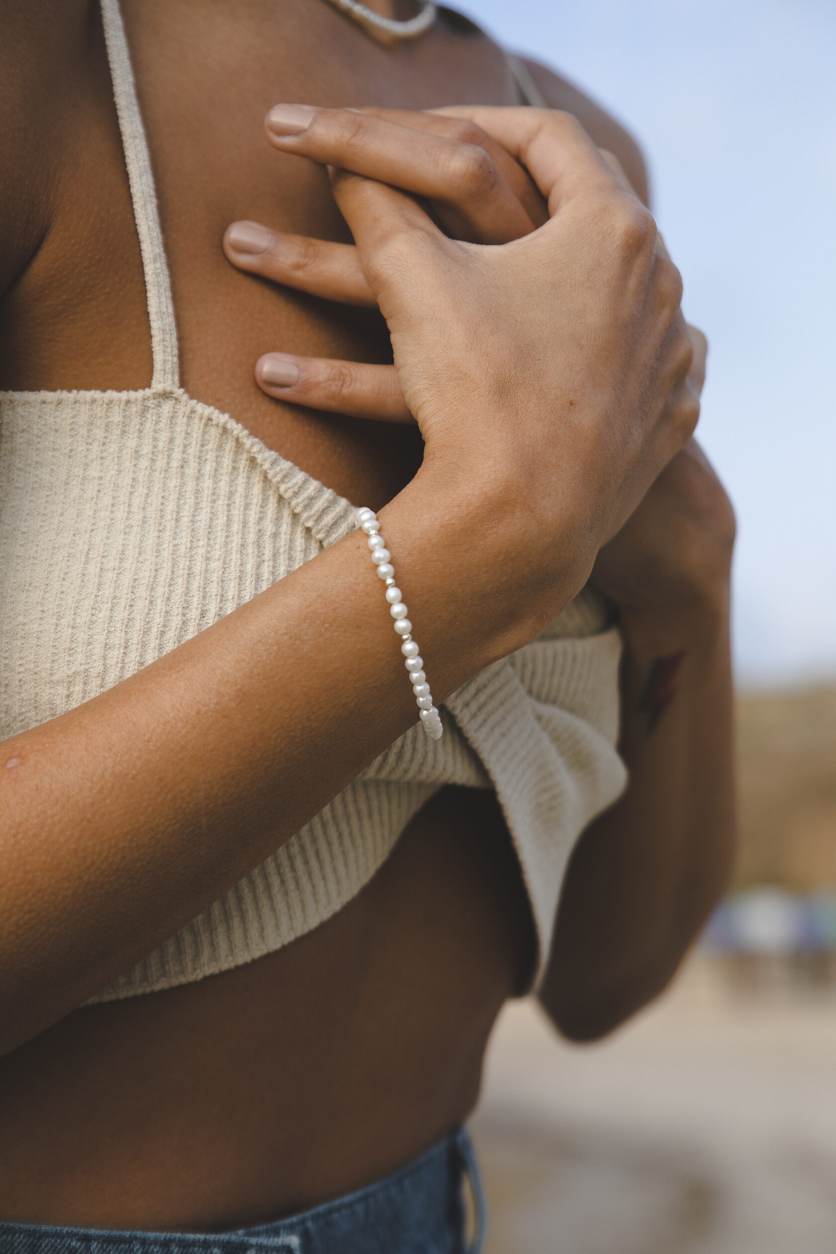 Браслет с бусинами речного жемчуга Браслет с бусинами речного жемчуга