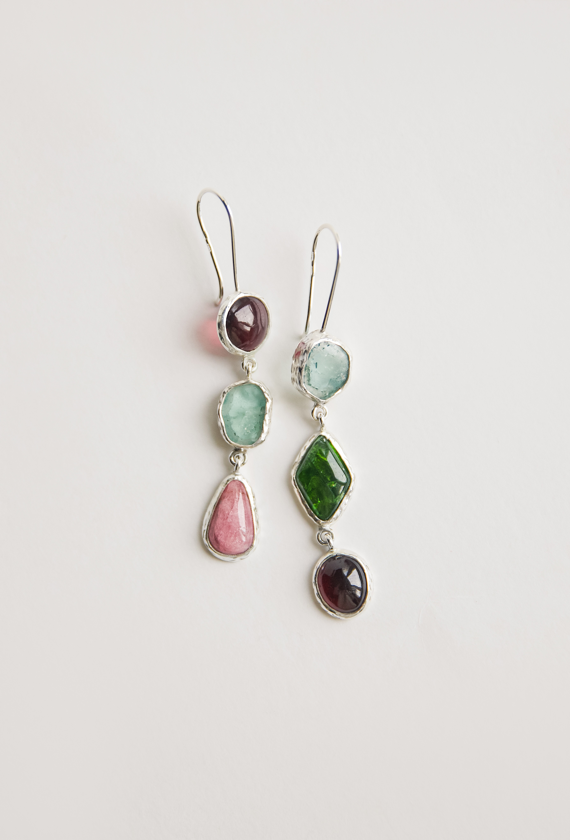 Серьги с гранатом, аквамарином, хромдиопсидом и турмалином