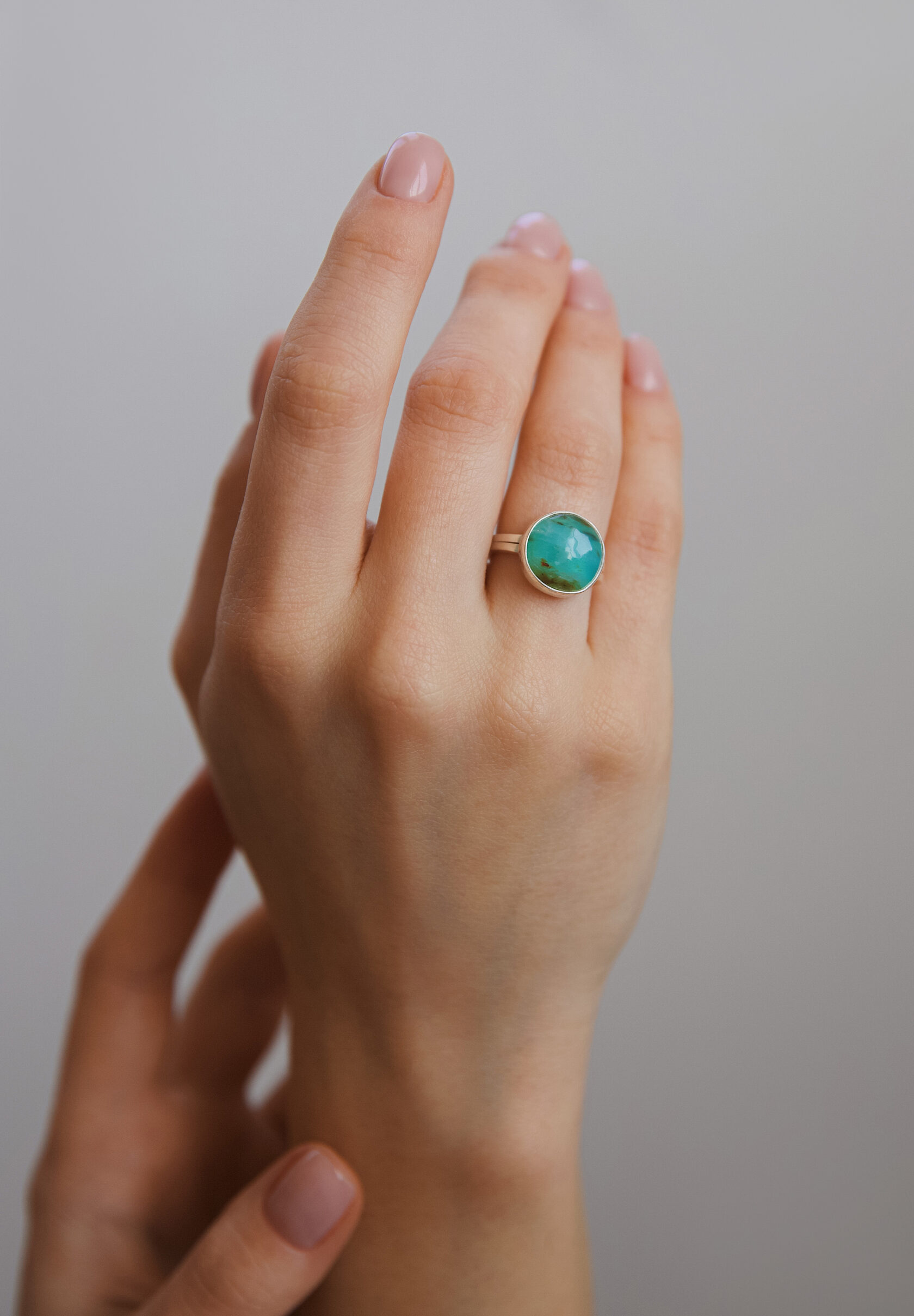 Кольцо с перуанским опалом