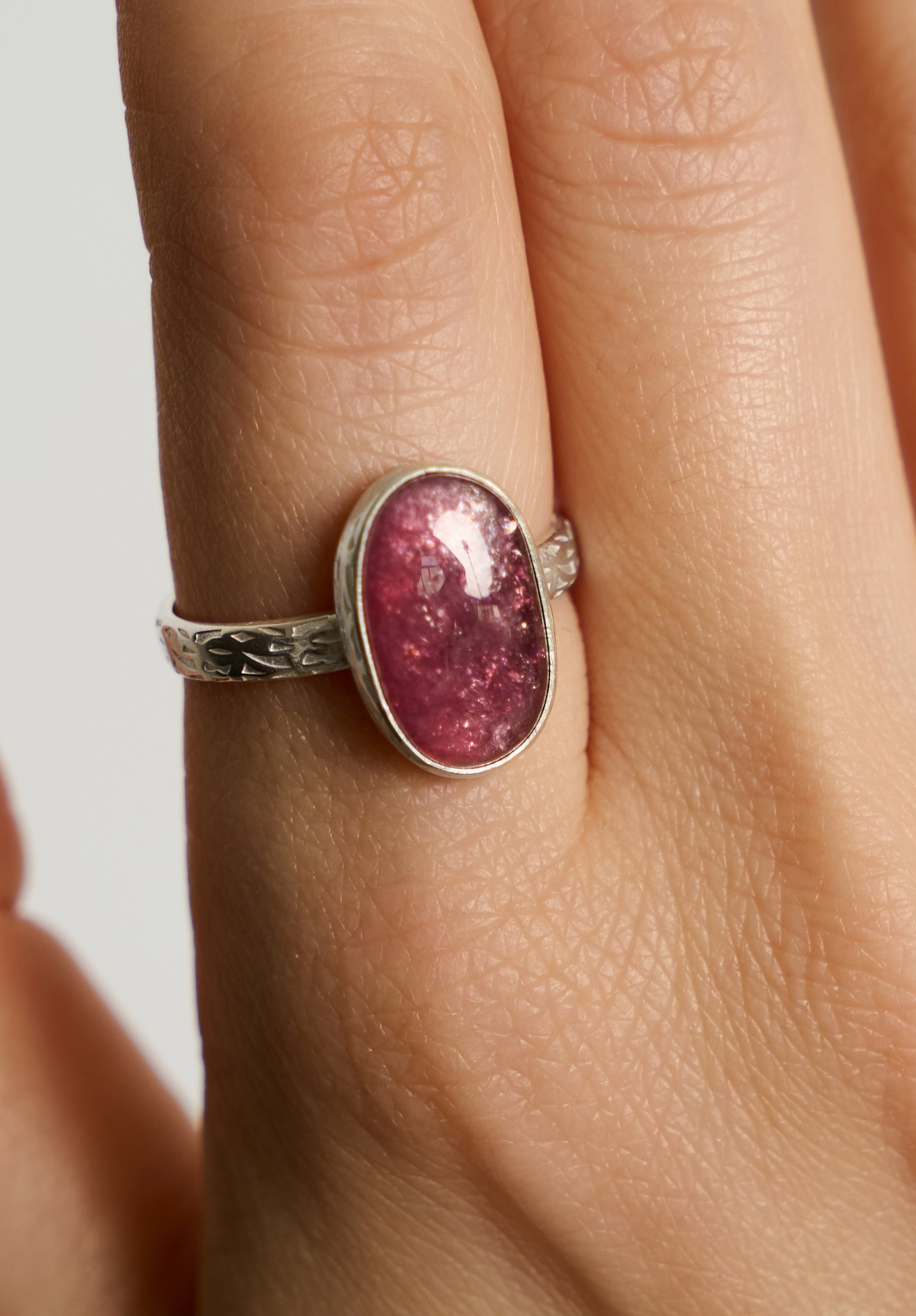 Кольцо с турмалином