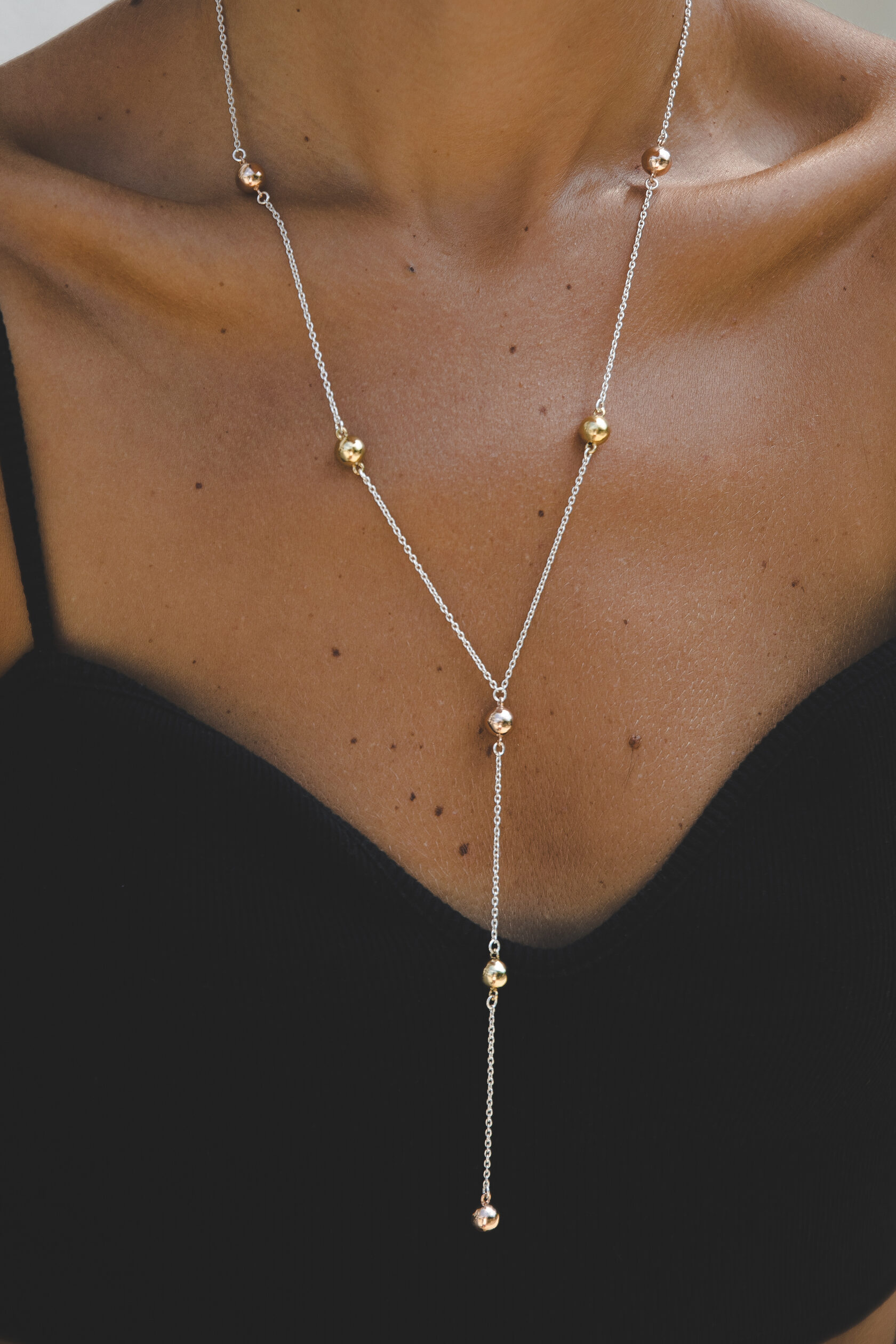 Сотуар с семью шариками