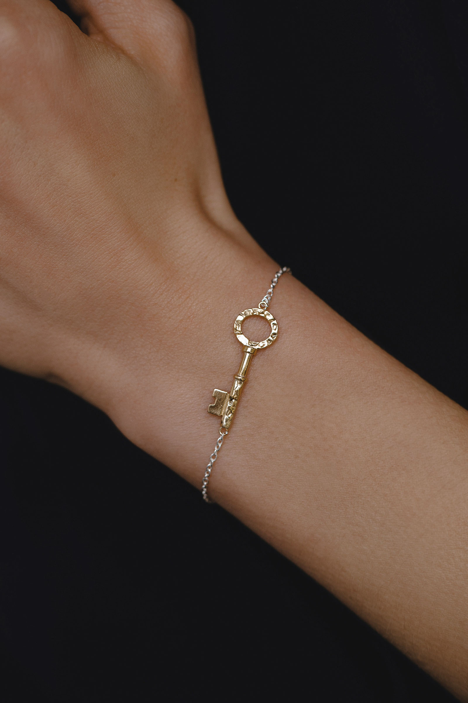 Браслет Ключ