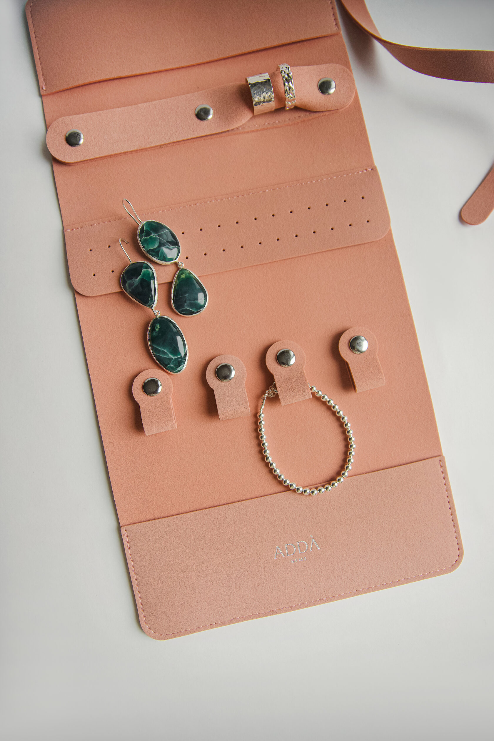 Тревел-пауч для украшений