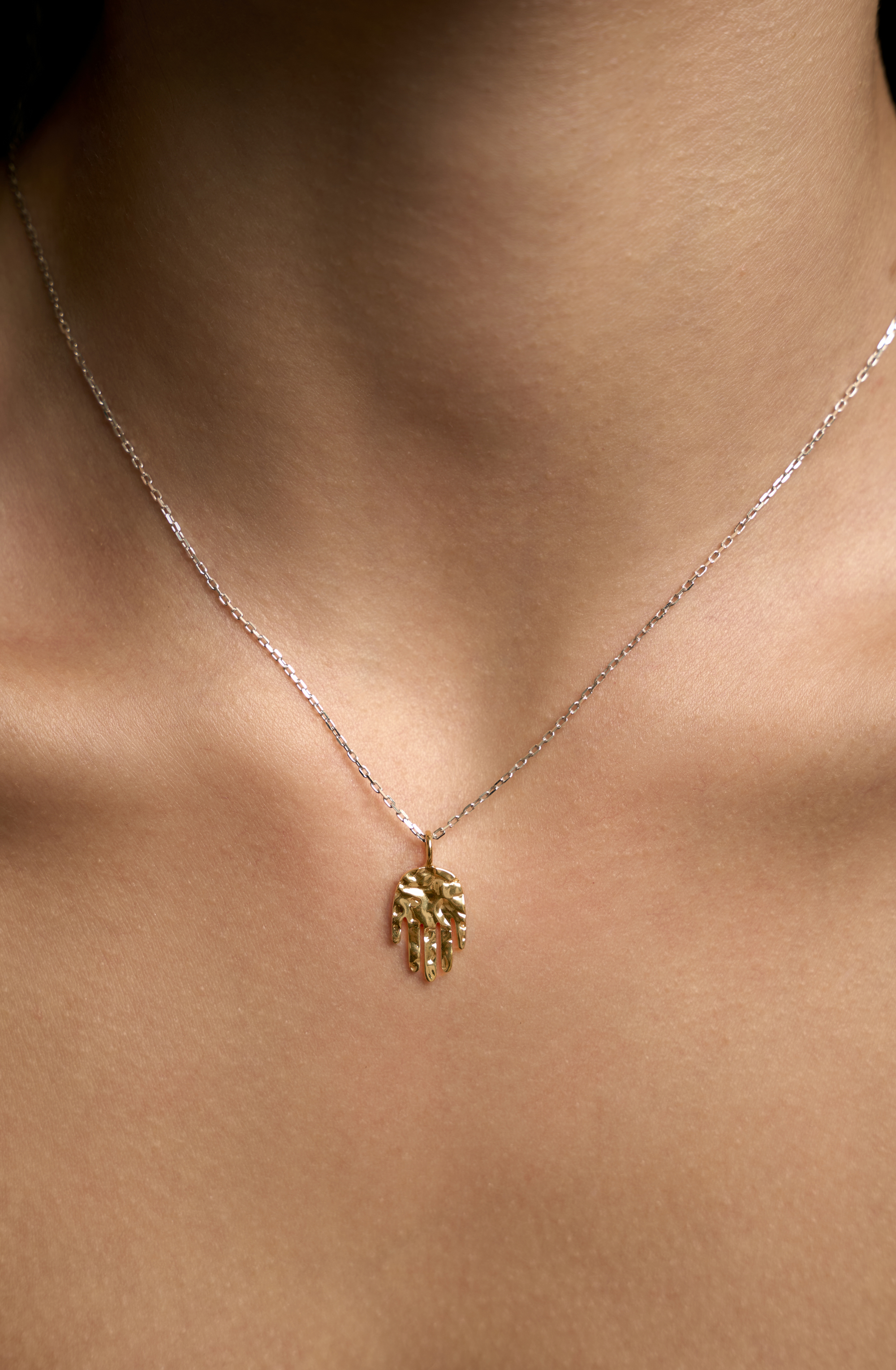 Подвеска Хамса