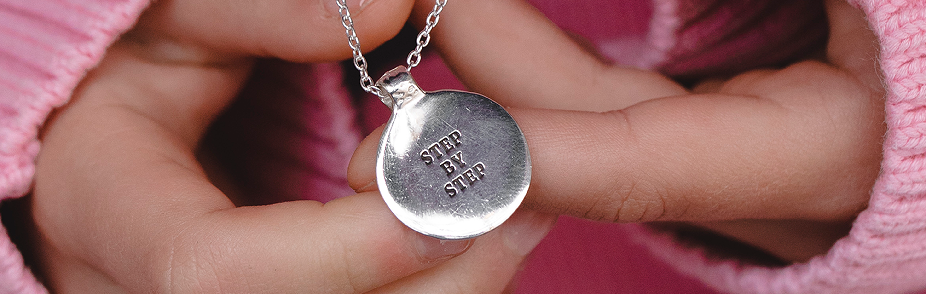 Идеи надписей на медальоне История