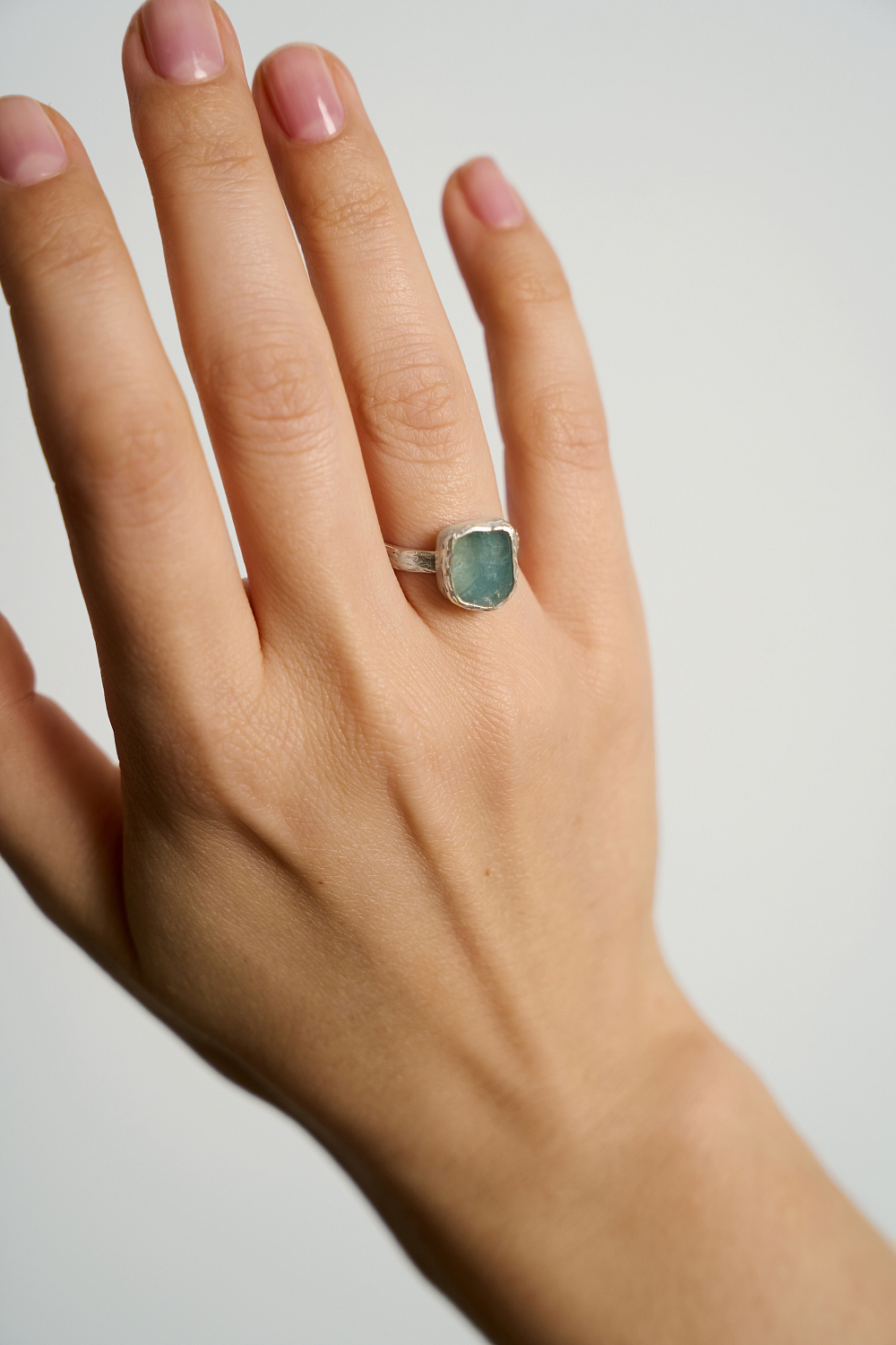 Кольцо с аквамарином