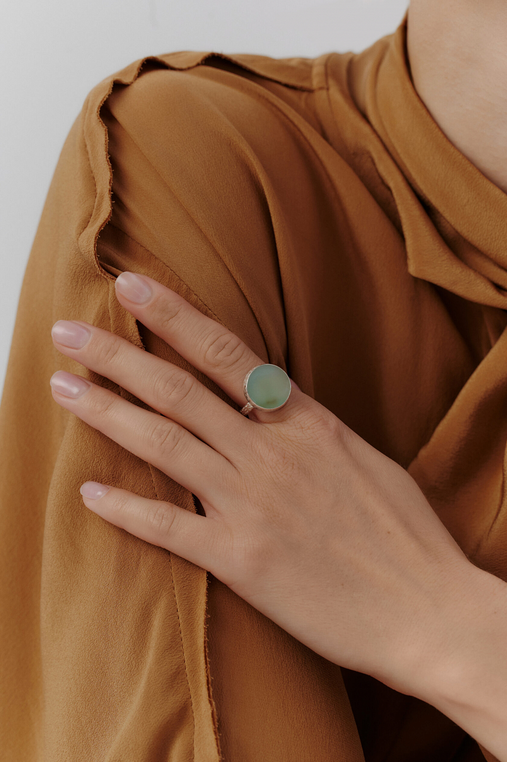 Кольцо с хризопразом