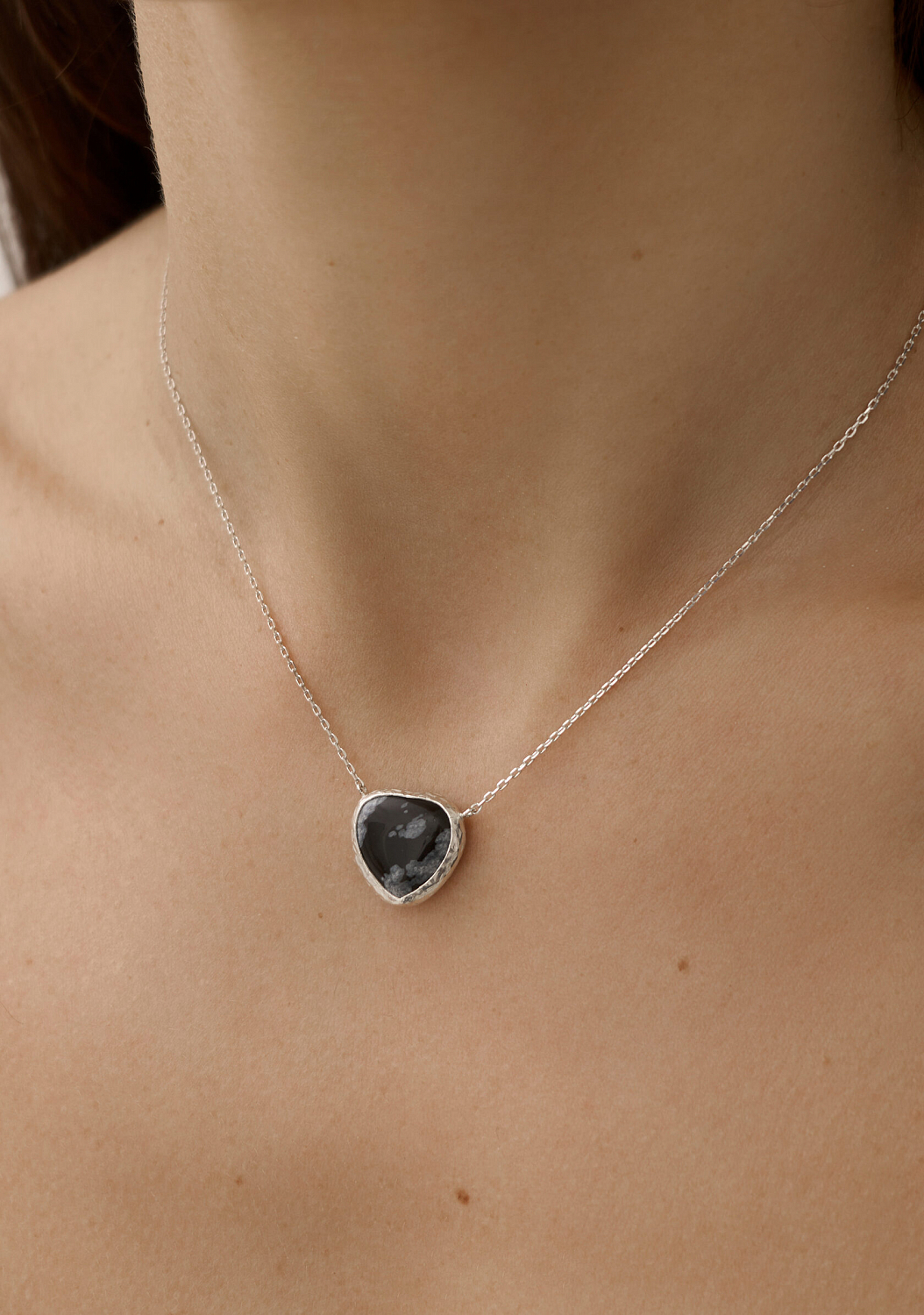 Подвеска Сердце со снежным обсиданом