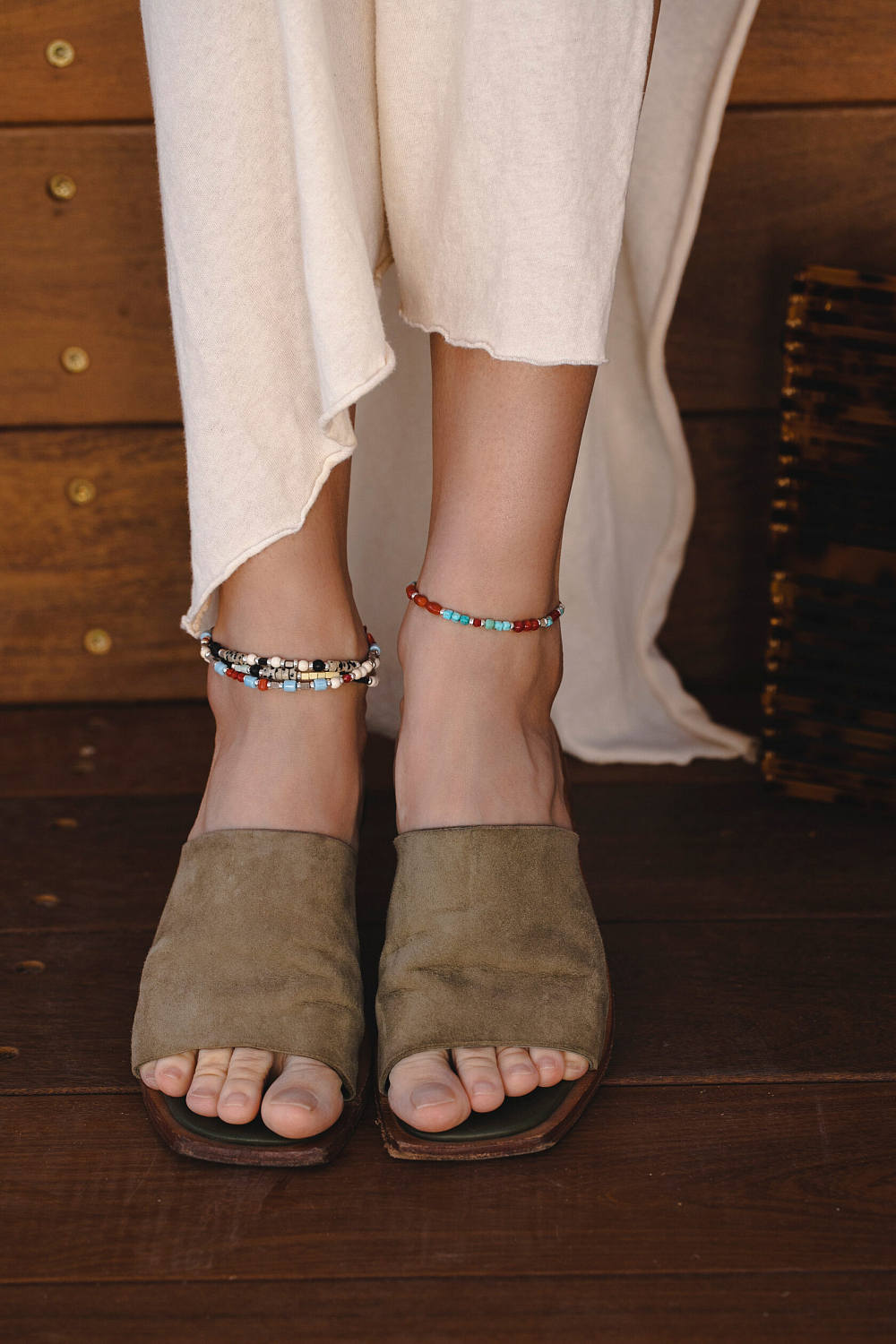 Анклет Адина