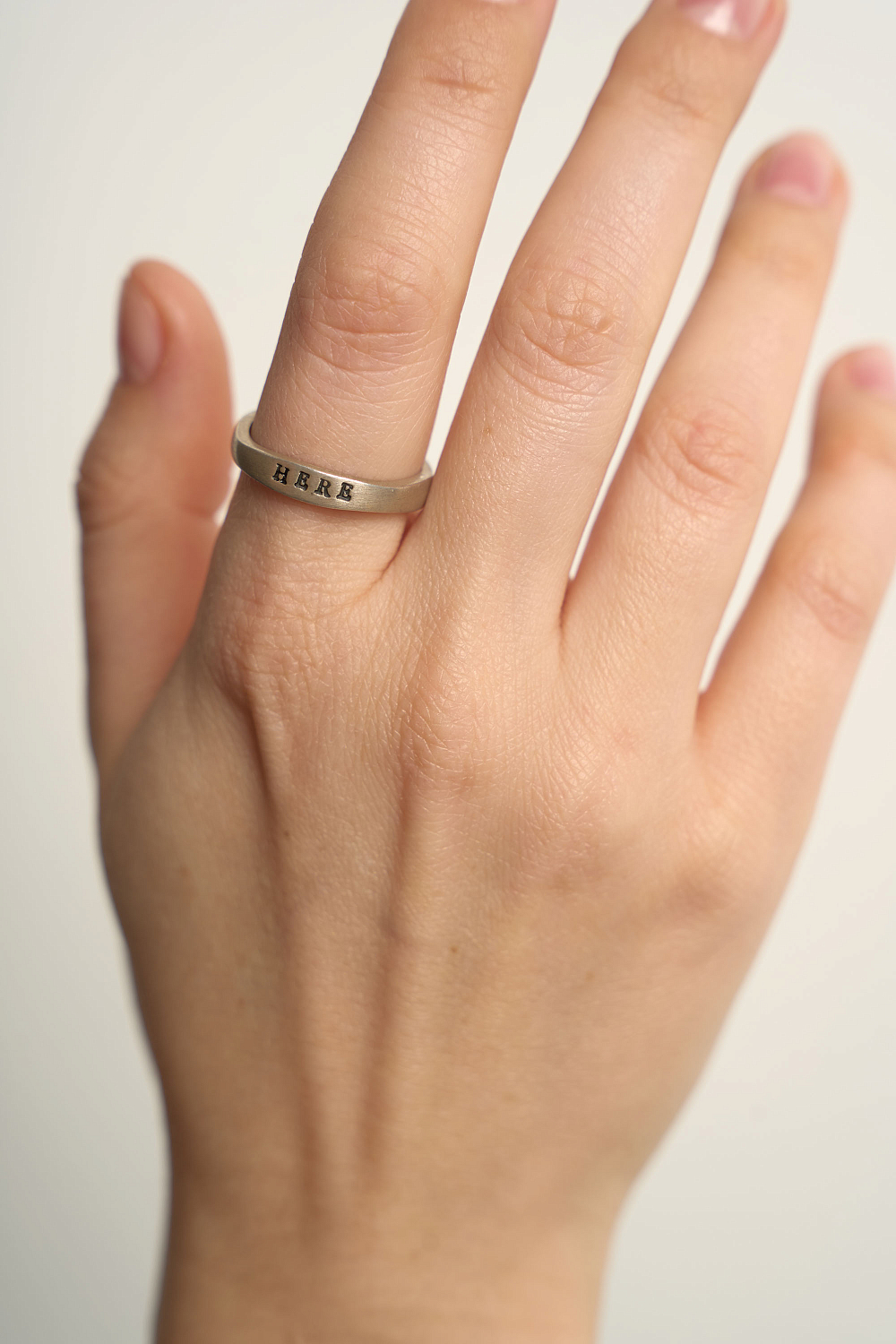 Кольцо Here ("Здесь")