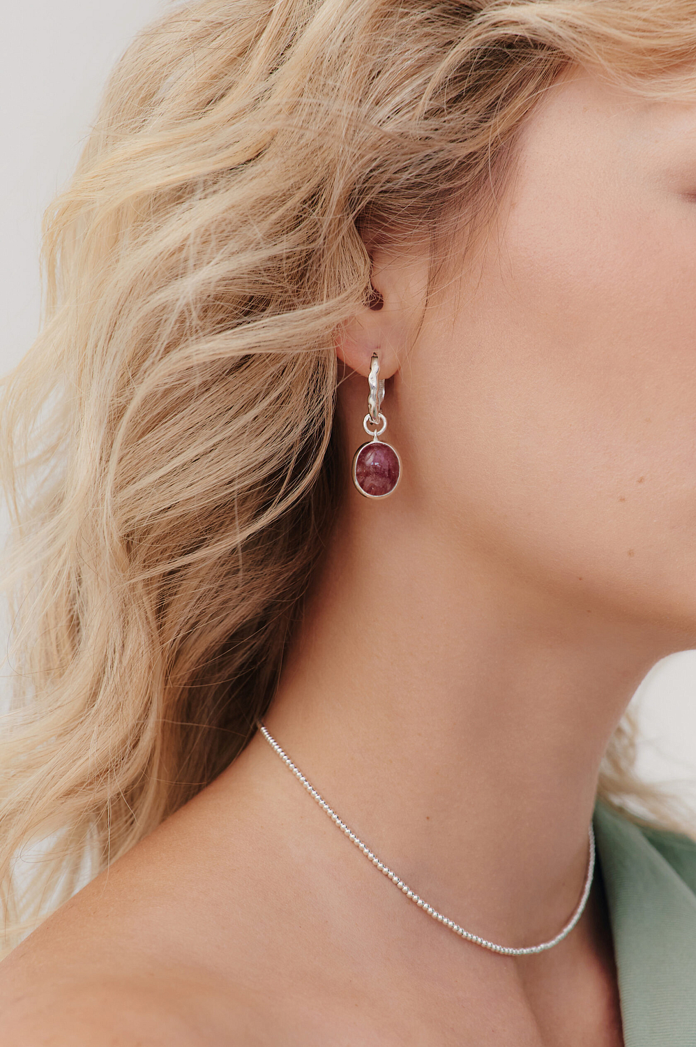 Джемс с вишневым турмалином